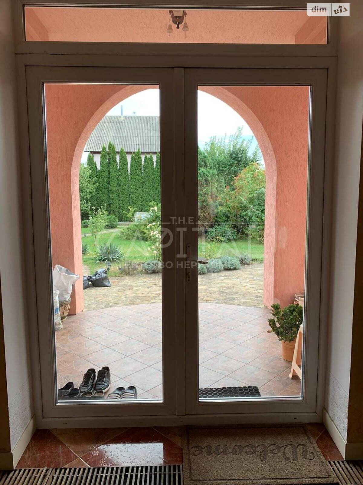 триповерховий будинок з гаражем, 375 кв. м, цегла. Продаж у Нових Безрадичах фото 1 триповерховий будинок з гаражем, 375 кв. м, цегла. Продаж у Нових Безрадичах фото 1