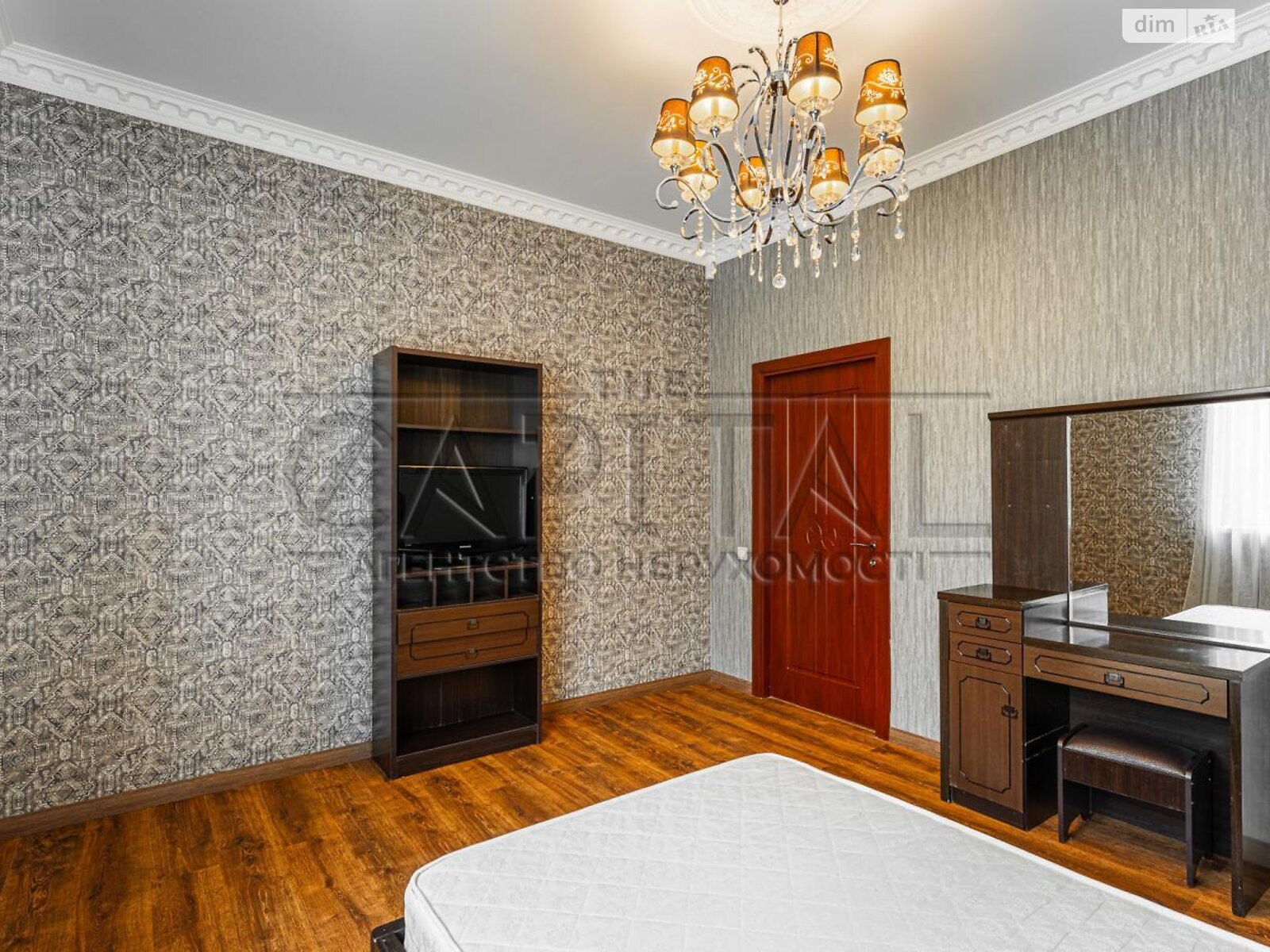 двоповерховий будинок з верандою, 208 кв. м, кирпич. Продаж у Нових Безрадичах фото 1 двоповерховий будинок з верандою, 208 кв. м, кирпич. Продаж у Нових Безрадичах фото 1