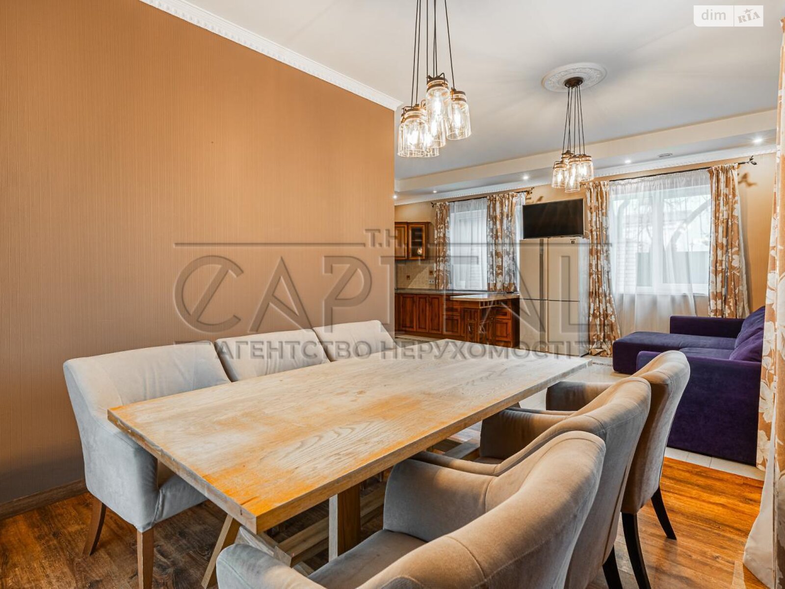 двоповерховий будинок з верандою, 208 кв. м, кирпич. Продаж у Нових Безрадичах фото 1 двоповерховий будинок з верандою, 208 кв. м, кирпич. Продаж у Нових Безрадичах фото 1