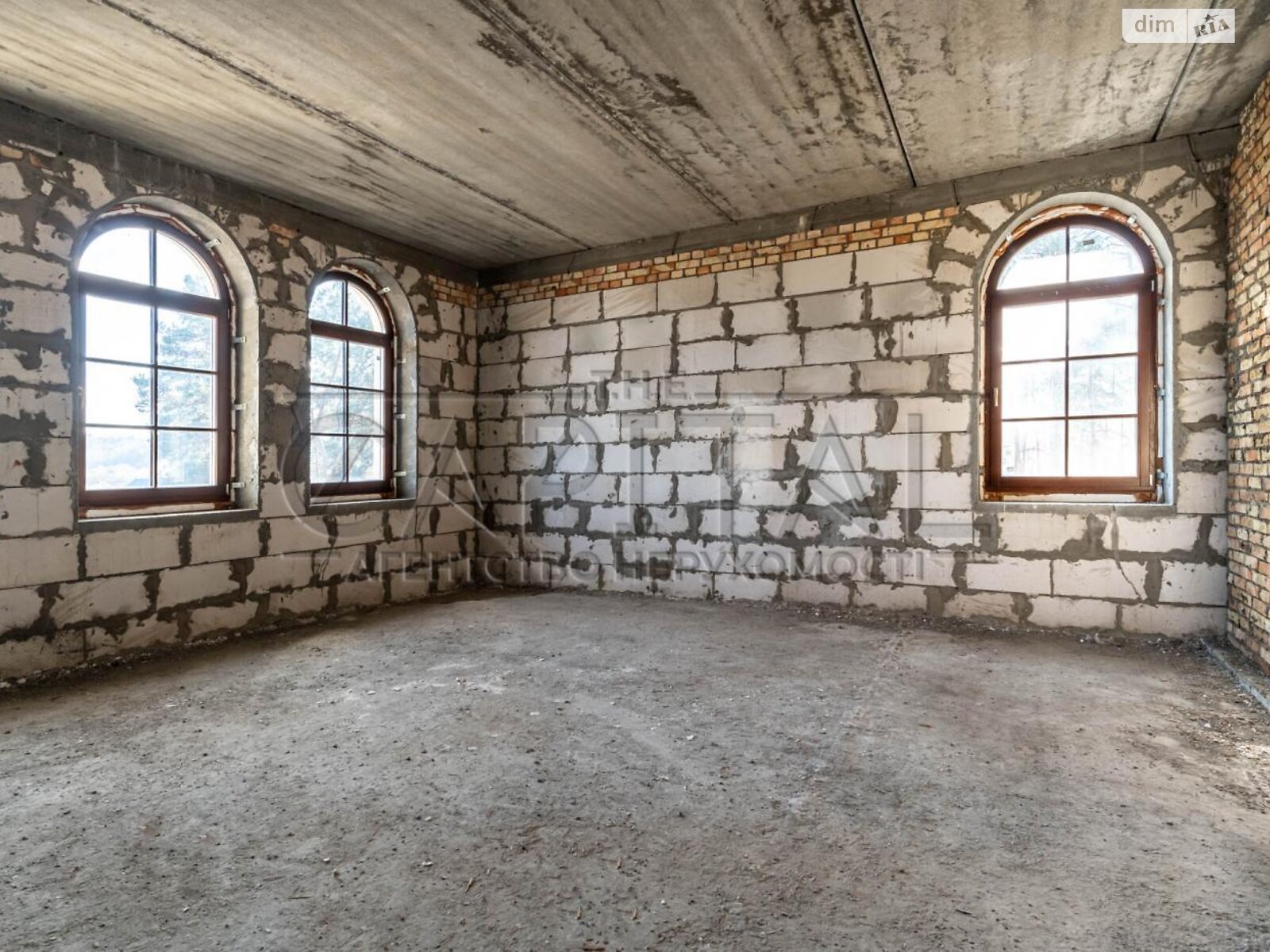 триповерховий будинок, 1190 кв. м, цегла. Продаж у Нових Безрадичах фото 1 триповерховий будинок, 1190 кв. м, цегла. Продаж у Нових Безрадичах фото 1