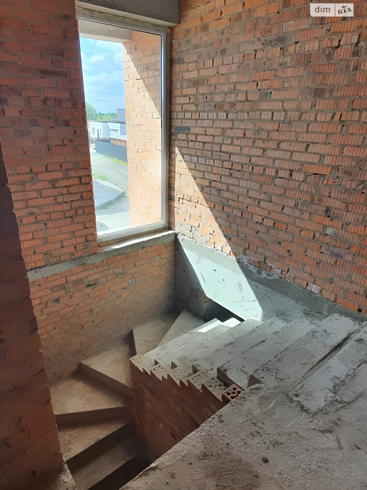 двоповерховий будинок, 210 кв. м, кирпич. Продаж у Нових Петрівцях фото 1 двоповерховий будинок, 210 кв. м, кирпич. Продаж у Нових Петрівцях фото 1