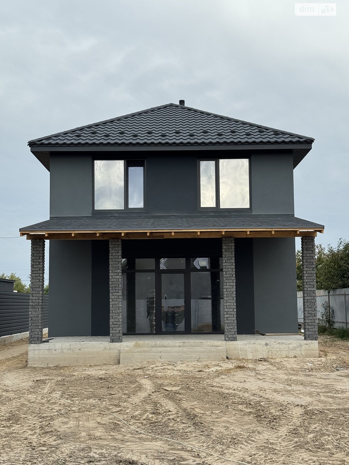 двухэтажный дом, 134 кв. м, газобетон. Продажа в Новых Петровцах фото 1