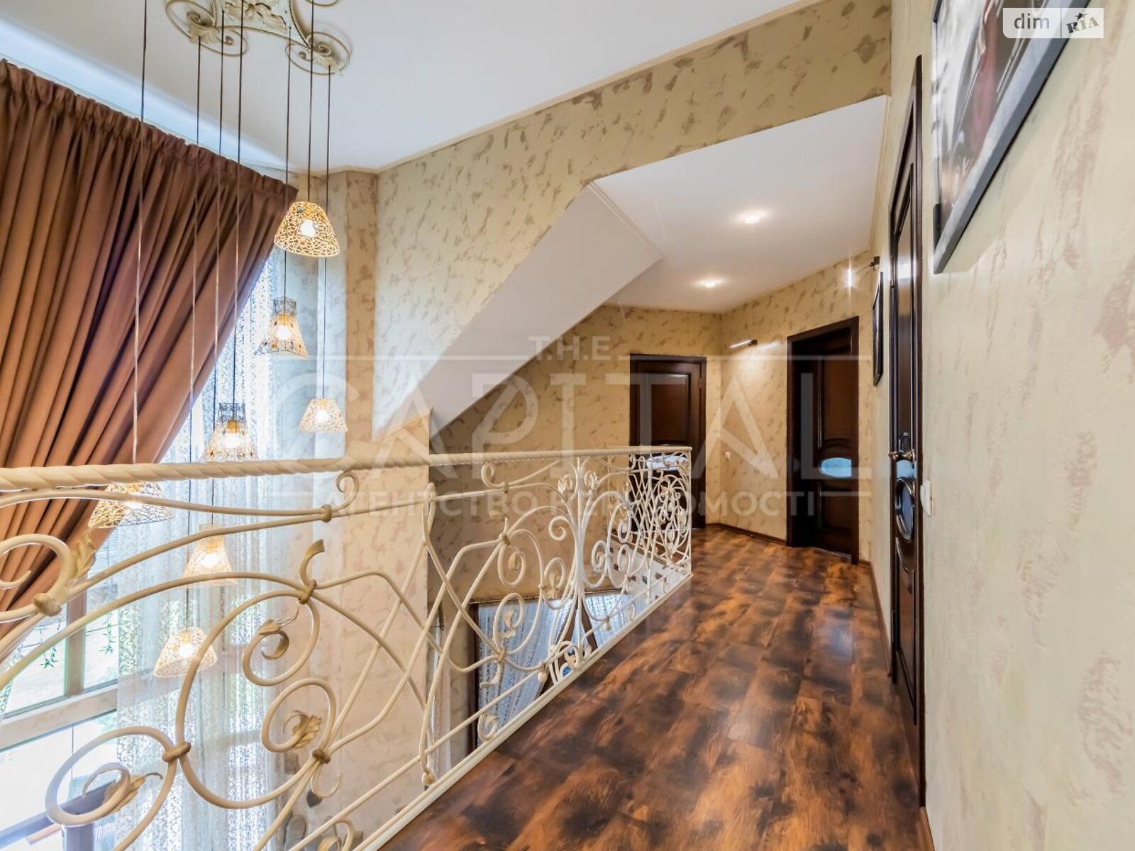 двухэтажный дом с верандой, 250 кв. м, кирпич. Продажа в Новых Петровцах фото 1 двухэтажный дом с верандой, 250 кв. м, кирпич. Продажа в Новых Петровцах фото 1