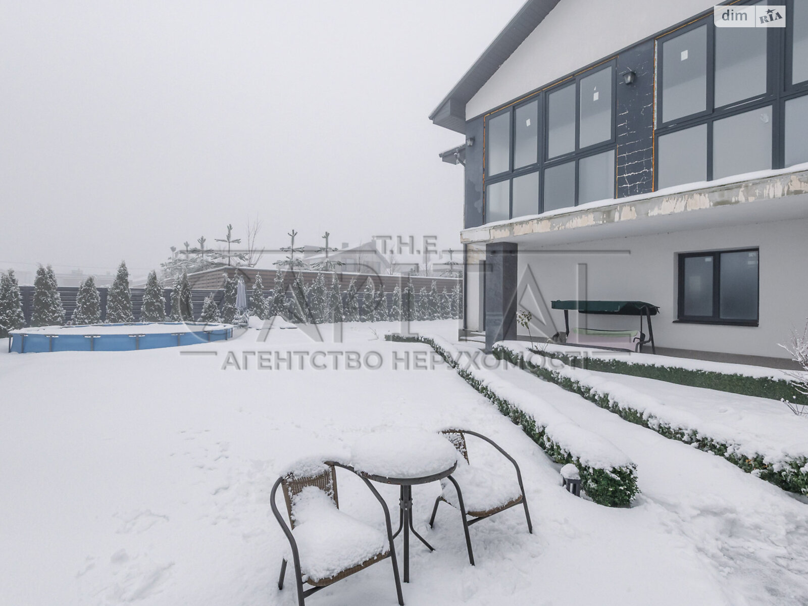 двухэтажный дом с гаражом, 206.1 кв. м, кирпич. Продажа в Новых Петровцах фото 1