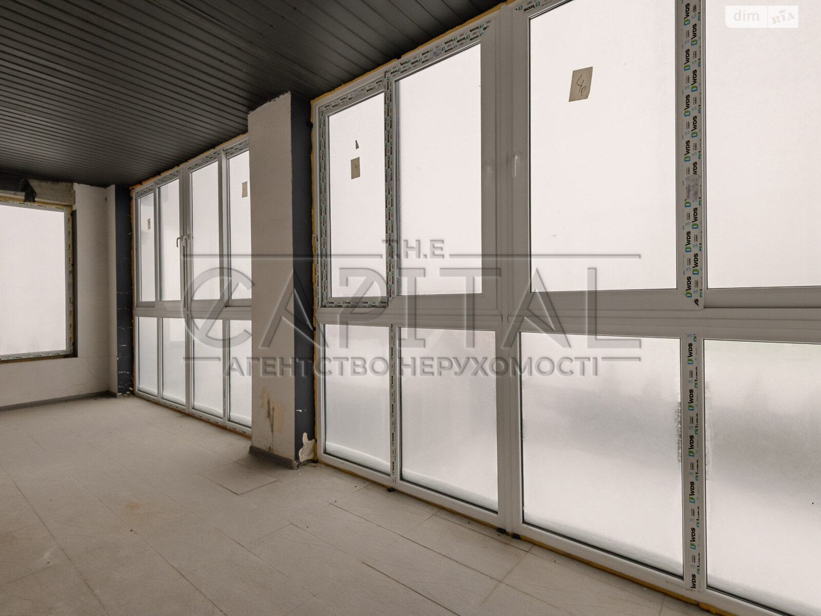 двухэтажный дом с гаражом, 206.1 кв. м, кирпич. Продажа в Новых Петровцах фото 1