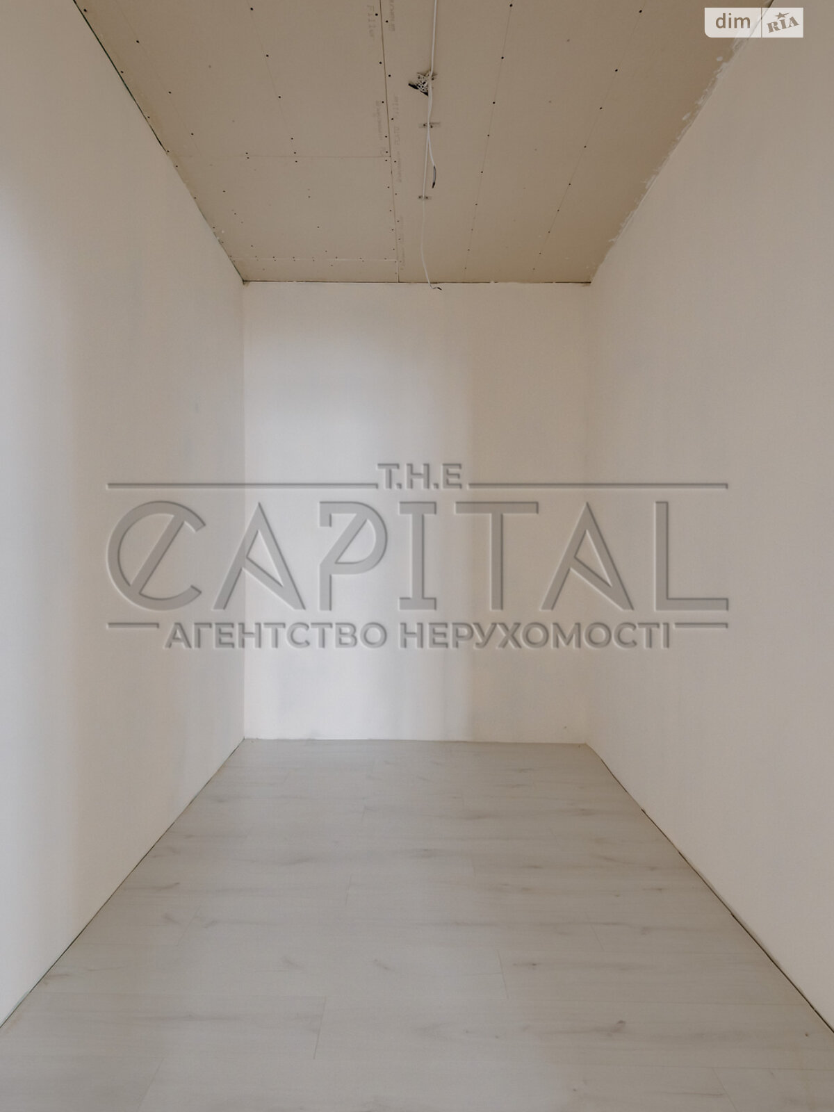 двухэтажный дом с гаражом, 206.1 кв. м, кирпич. Продажа в Новых Петровцах фото 1