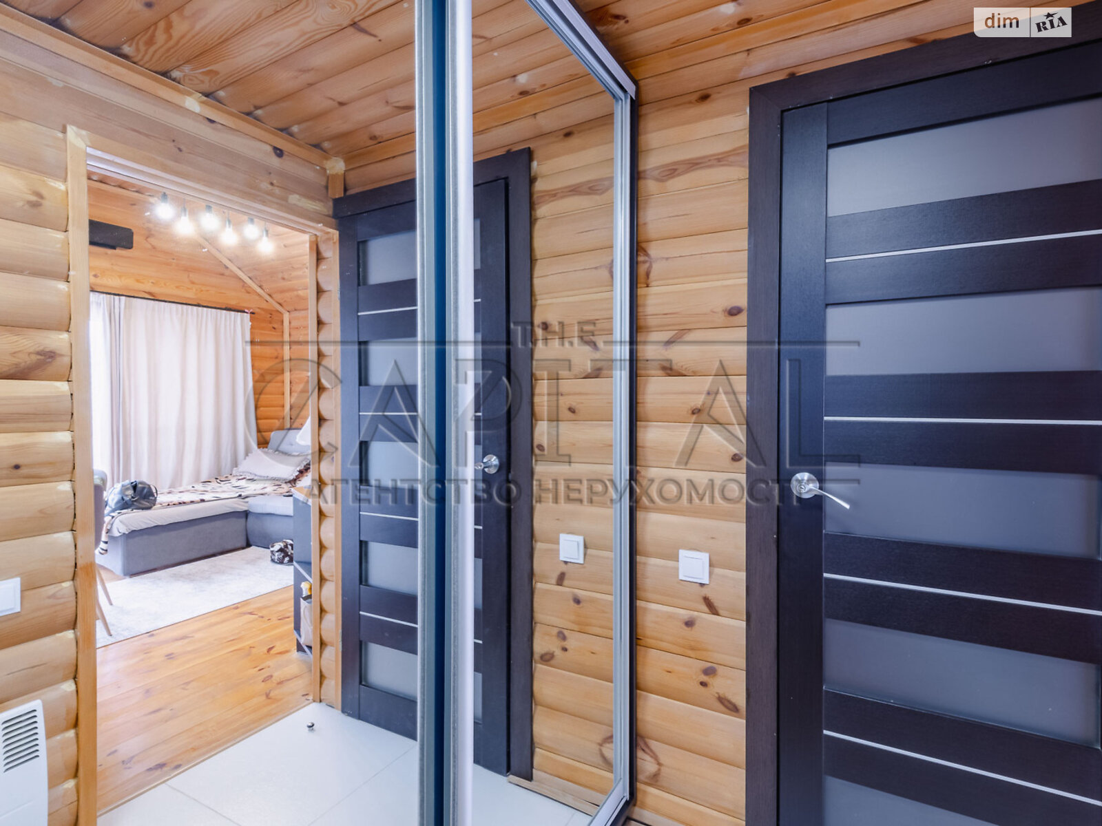 двухэтажный дом с гаражом, 206.1 кв. м, кирпич. Продажа в Новых Петровцах фото 1