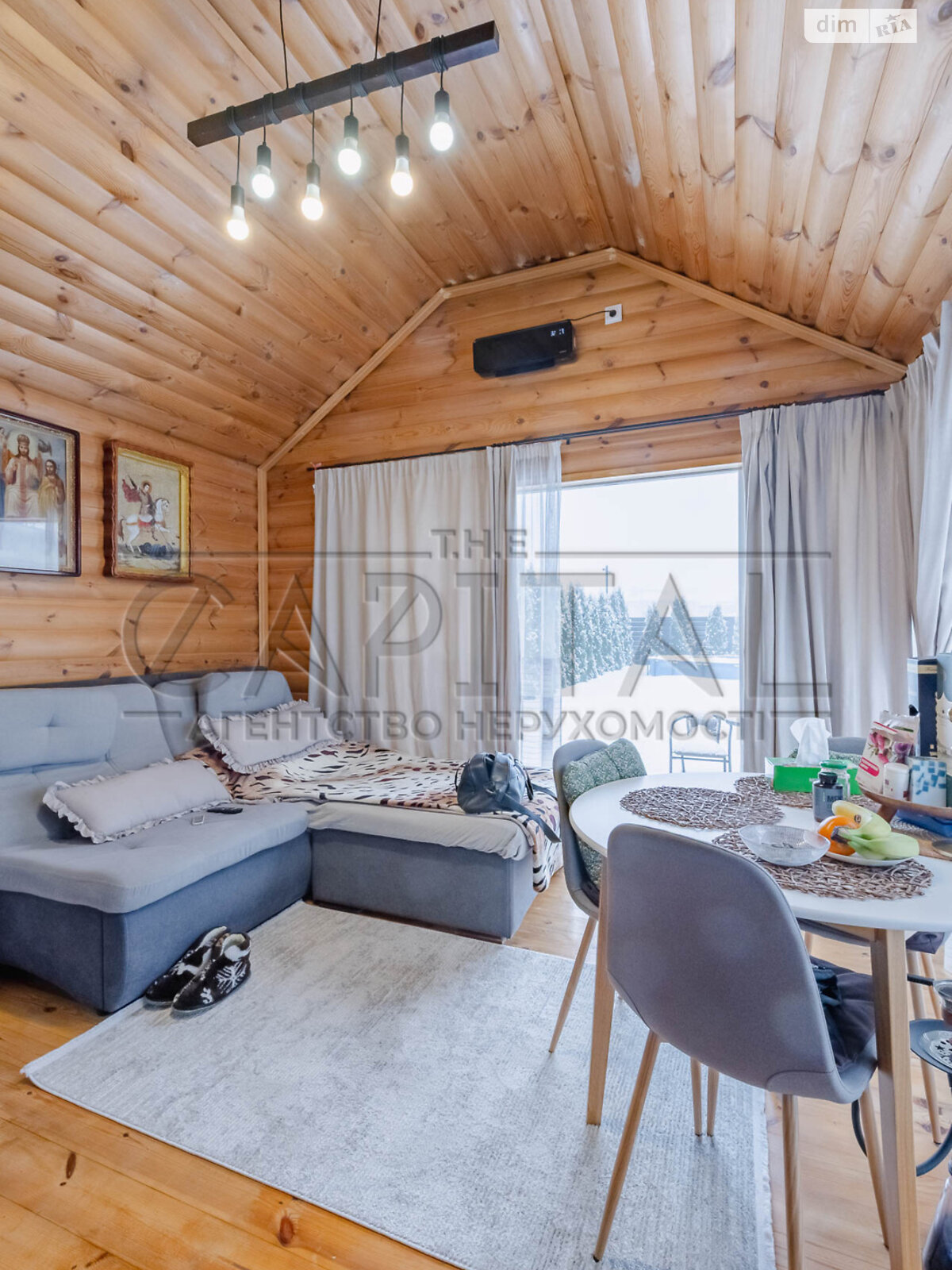 двухэтажный дом с гаражом, 206.1 кв. м, кирпич. Продажа в Новых Петровцах фото 1