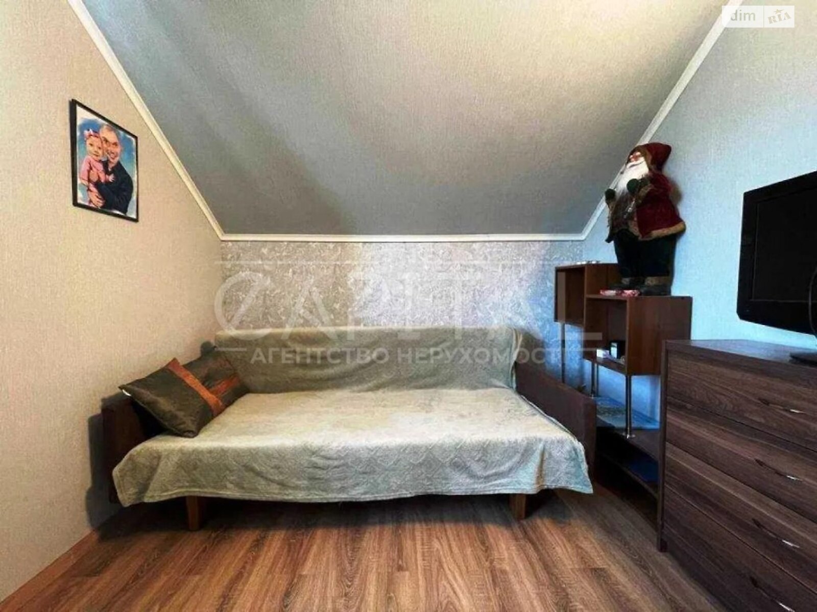 двухэтажный дом, 170 кв. м, кирпич. Продажа в Новых Петровцах фото 1