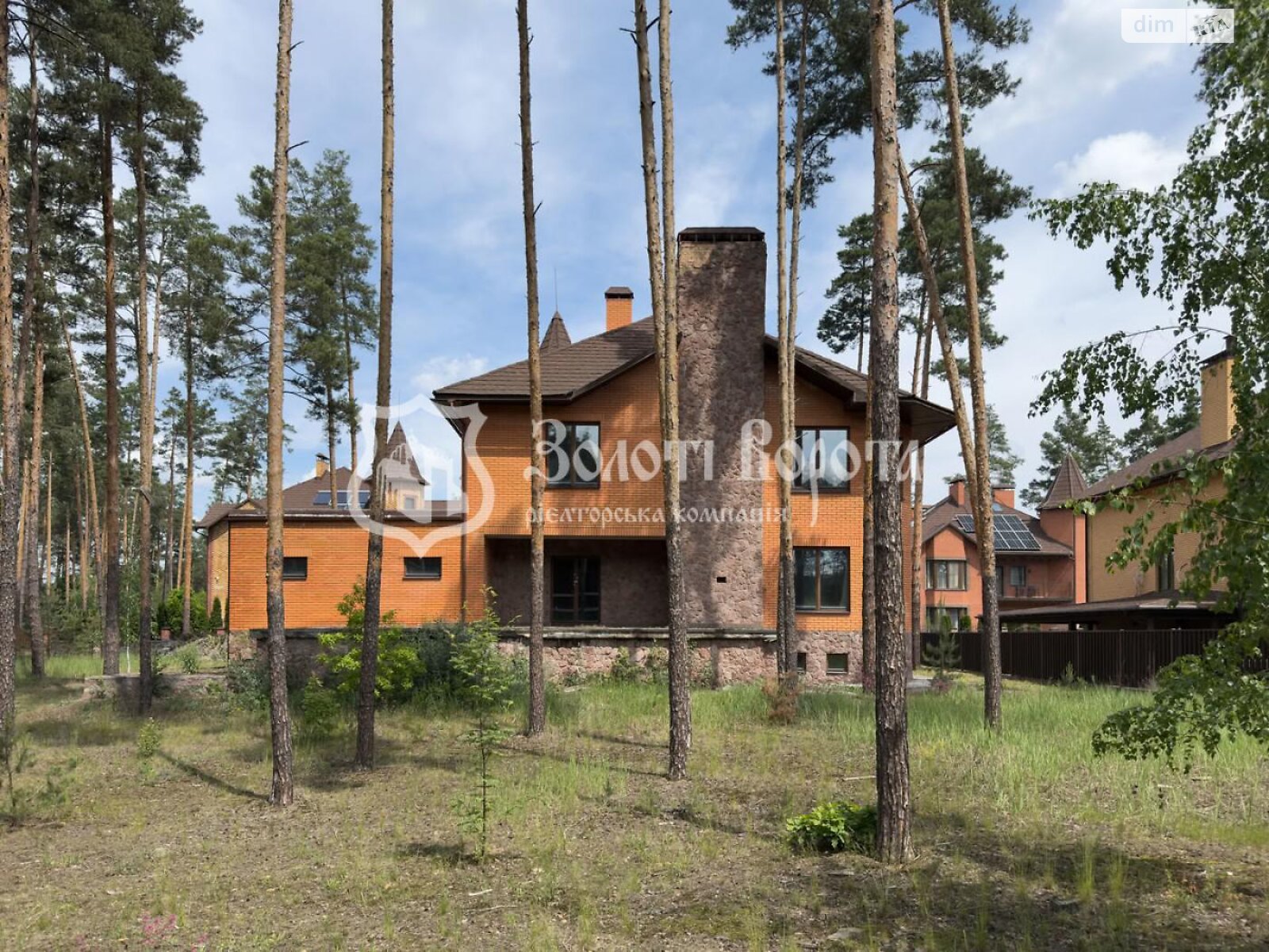 двухэтажный дом, 525.9 кв. м, кирпич. Продажа в Новых Петровцах фото 1 двухэтажный дом, 525.9 кв. м, кирпич. Продажа в Новых Петровцах фото 1