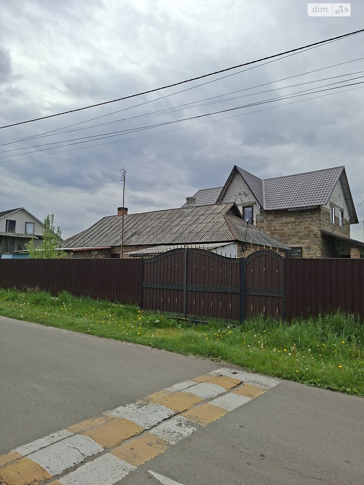 одноэтажный дом, 77.6 кв. м, кирпич. Продажа в Новых Петровцах фото 1 одноэтажный дом, 77.6 кв. м, кирпич. Продажа в Новых Петровцах фото 1