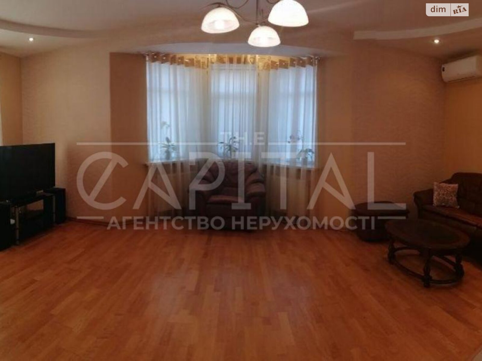 двухэтажный дом, 205 кв. м, кирпич. Продажа в Новых Петровцах фото 1