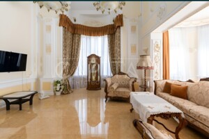 двухэтажный дом с гаражом, 360 кв. м, кирпич. Продажа в Новых Петровцах фото 2