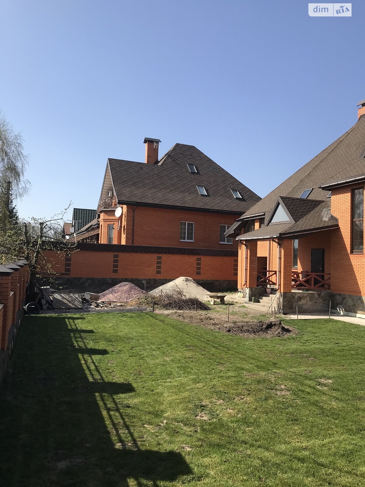 двоповерховий будинок, 489 кв. м, цегла. Продаж у Нових Петрівцях фото 1 двоповерховий будинок, 489 кв. м, цегла. Продаж у Нових Петрівцях фото 1