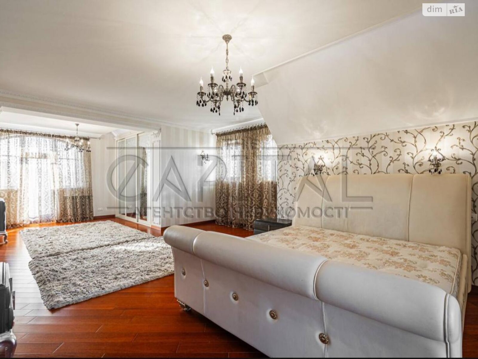 трехэтажный дом, 287.2 кв. м, кирпич. Продажа в Новых Петровцах фото 1 трехэтажный дом, 287.2 кв. м, кирпич. Продажа в Новых Петровцах фото 1