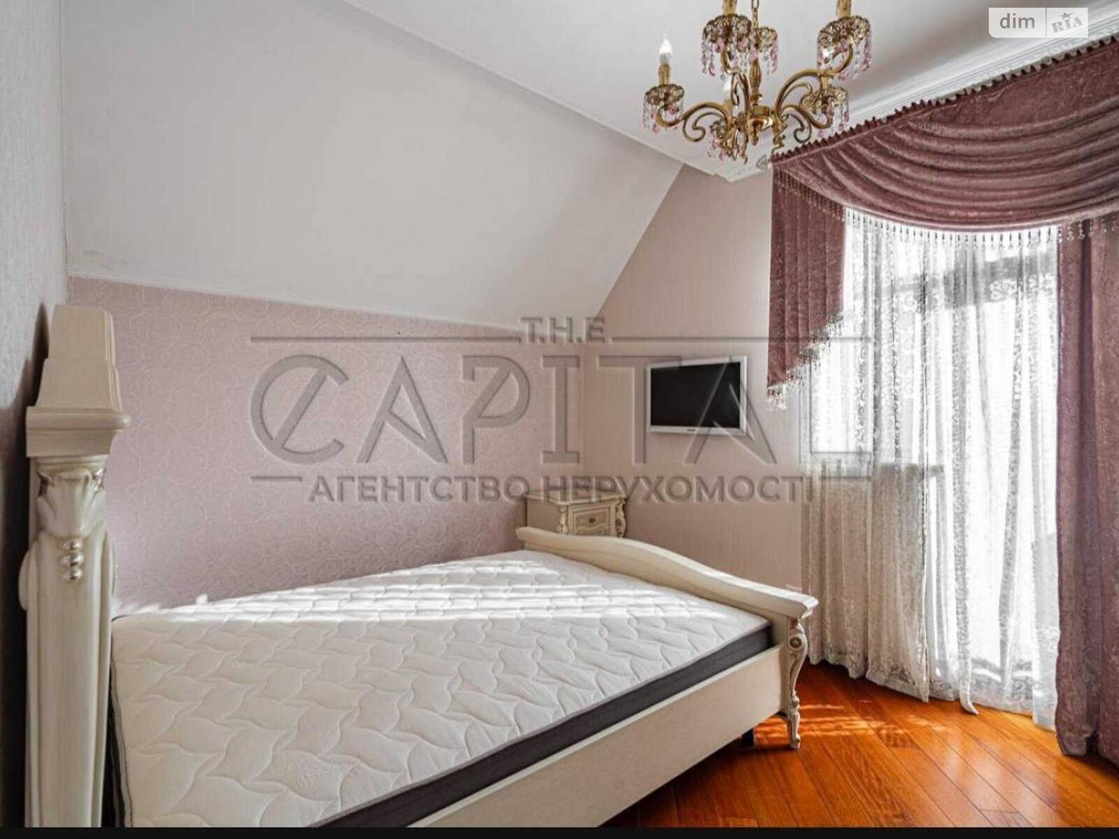 трехэтажный дом, 287.2 кв. м, кирпич. Продажа в Новых Петровцах фото 1 трехэтажный дом, 287.2 кв. м, кирпич. Продажа в Новых Петровцах фото 1