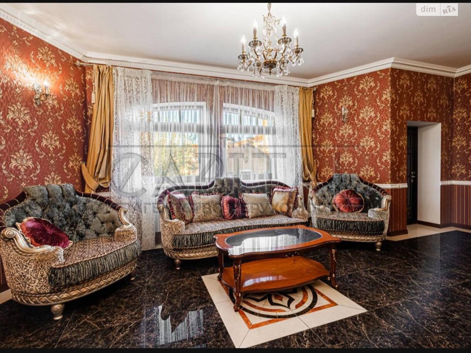 трехэтажный дом, 287.2 кв. м, кирпич. Продажа в Новых Петровцах фото 1 трехэтажный дом, 287.2 кв. м, кирпич. Продажа в Новых Петровцах фото 1