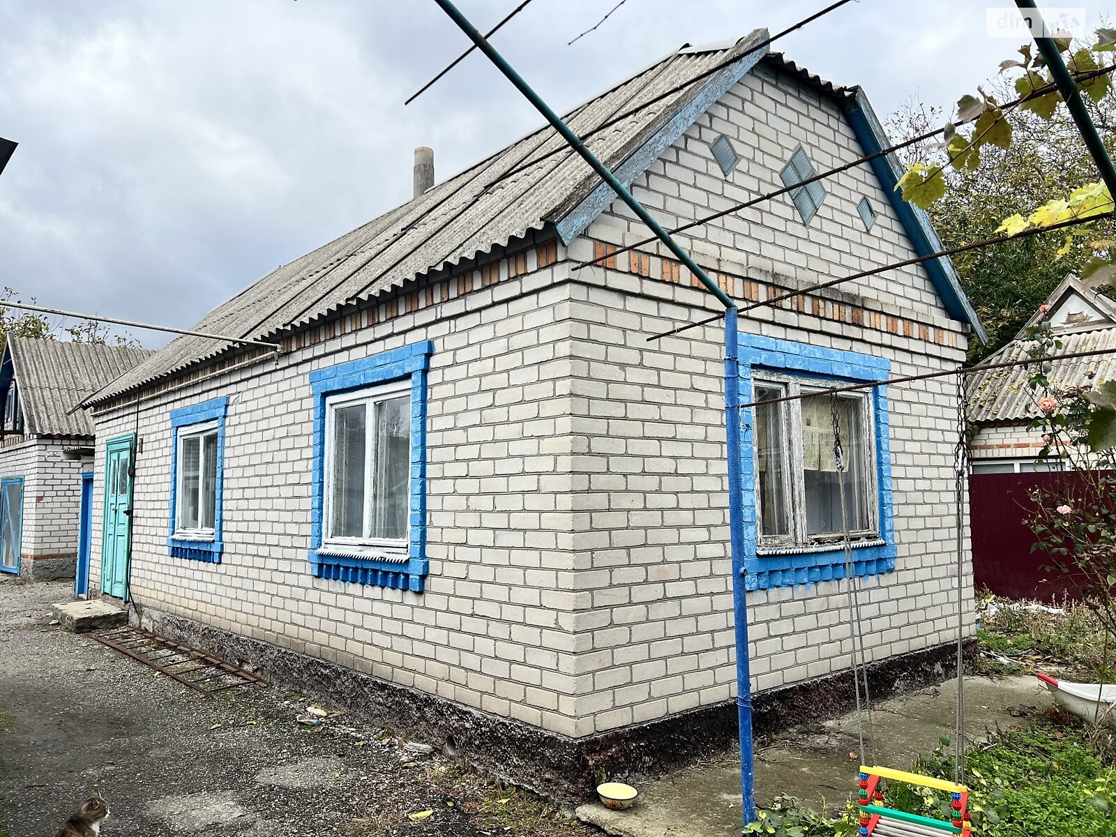 одноэтажный дом с гаражом, 75.2 кв. м, кирпич. Продажа в НовыйБуге район Новый Буг фото 1 одноэтажный дом с гаражом, 75.2 кв. м, кирпич. Продажа в НовыйБуге район Новый Буг фото 1