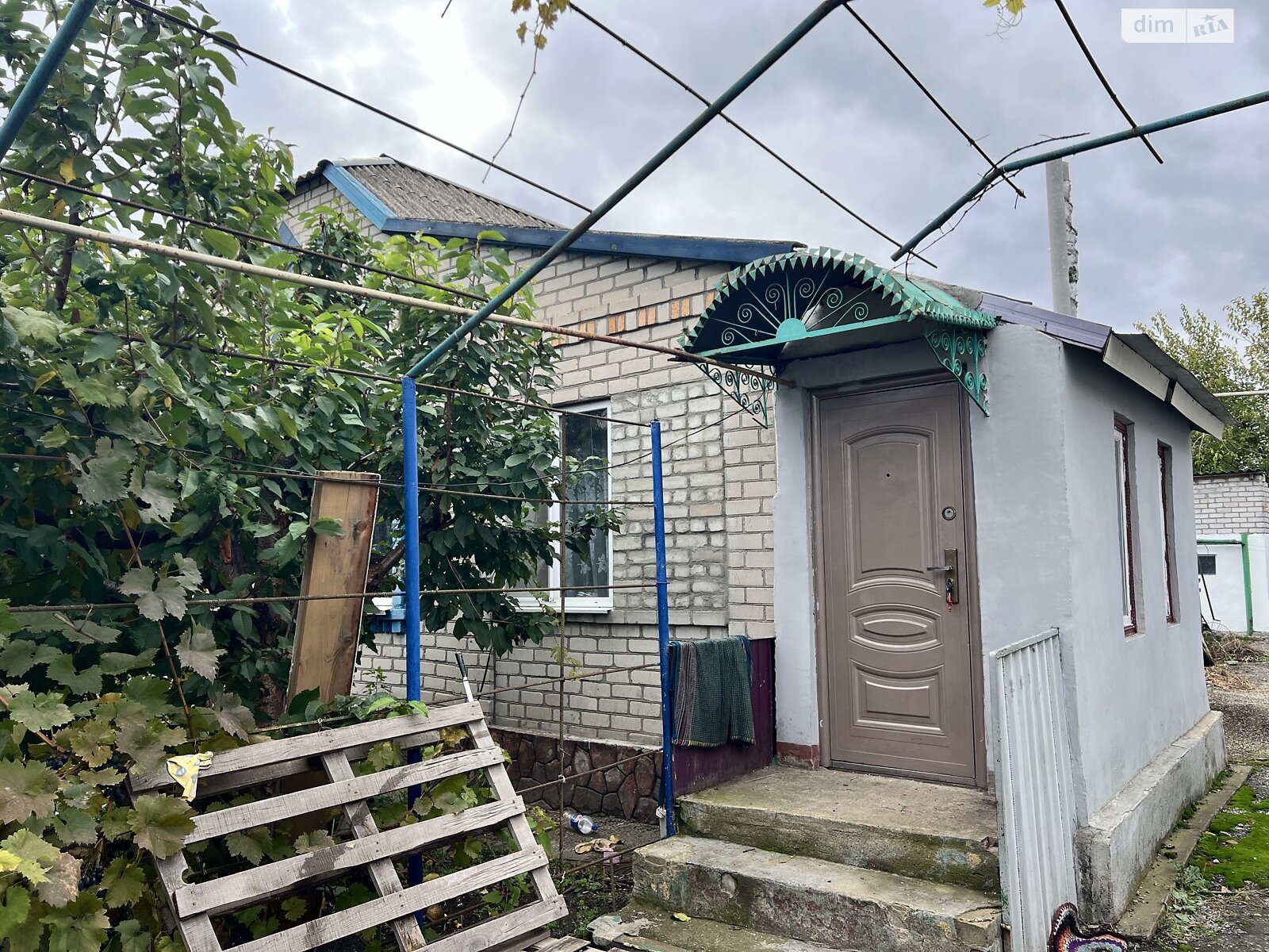 одноэтажный дом с гаражом, 75.2 кв. м, кирпич. Продажа в НовыйБуге район Новый Буг фото 1 одноэтажный дом с гаражом, 75.2 кв. м, кирпич. Продажа в НовыйБуге район Новый Буг фото 1