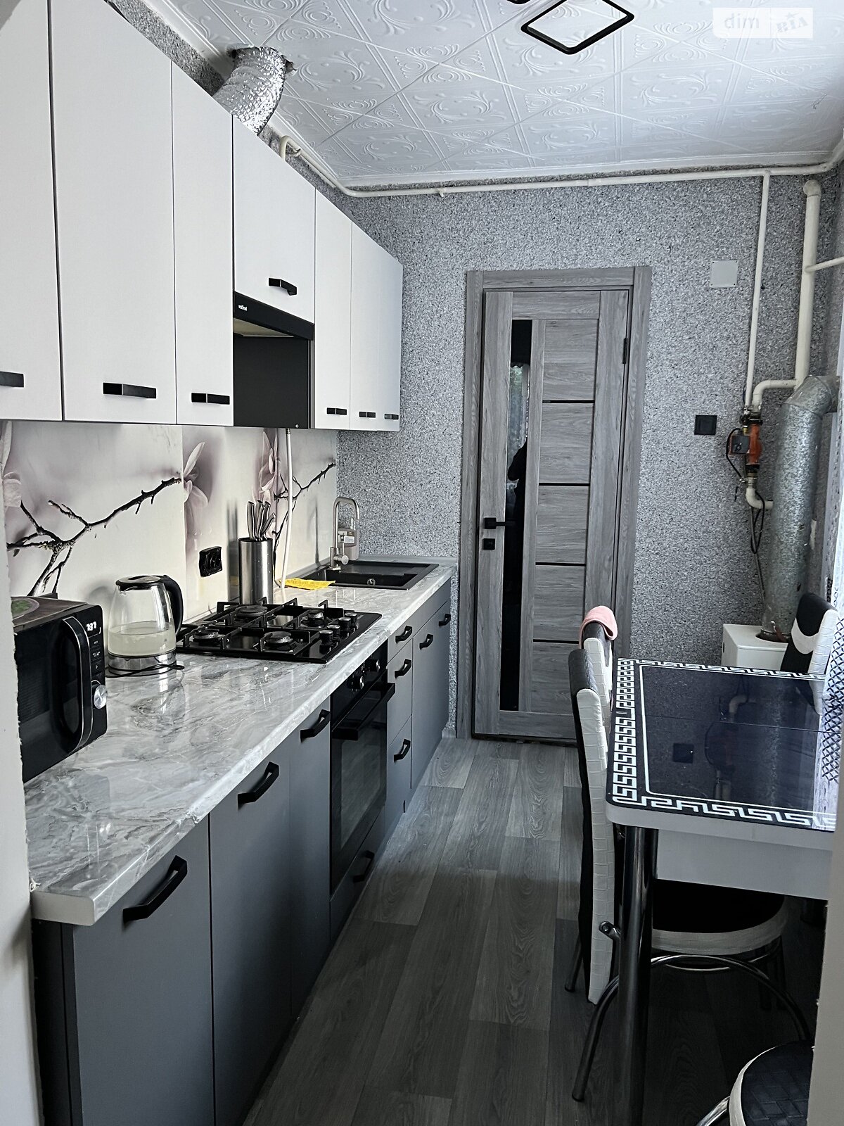 одноэтажный дом с гаражом, 75.2 кв. м, кирпич. Продажа в НовыйБуге район Новый Буг фото 1 одноэтажный дом с гаражом, 75.2 кв. м, кирпич. Продажа в НовыйБуге район Новый Буг фото 1