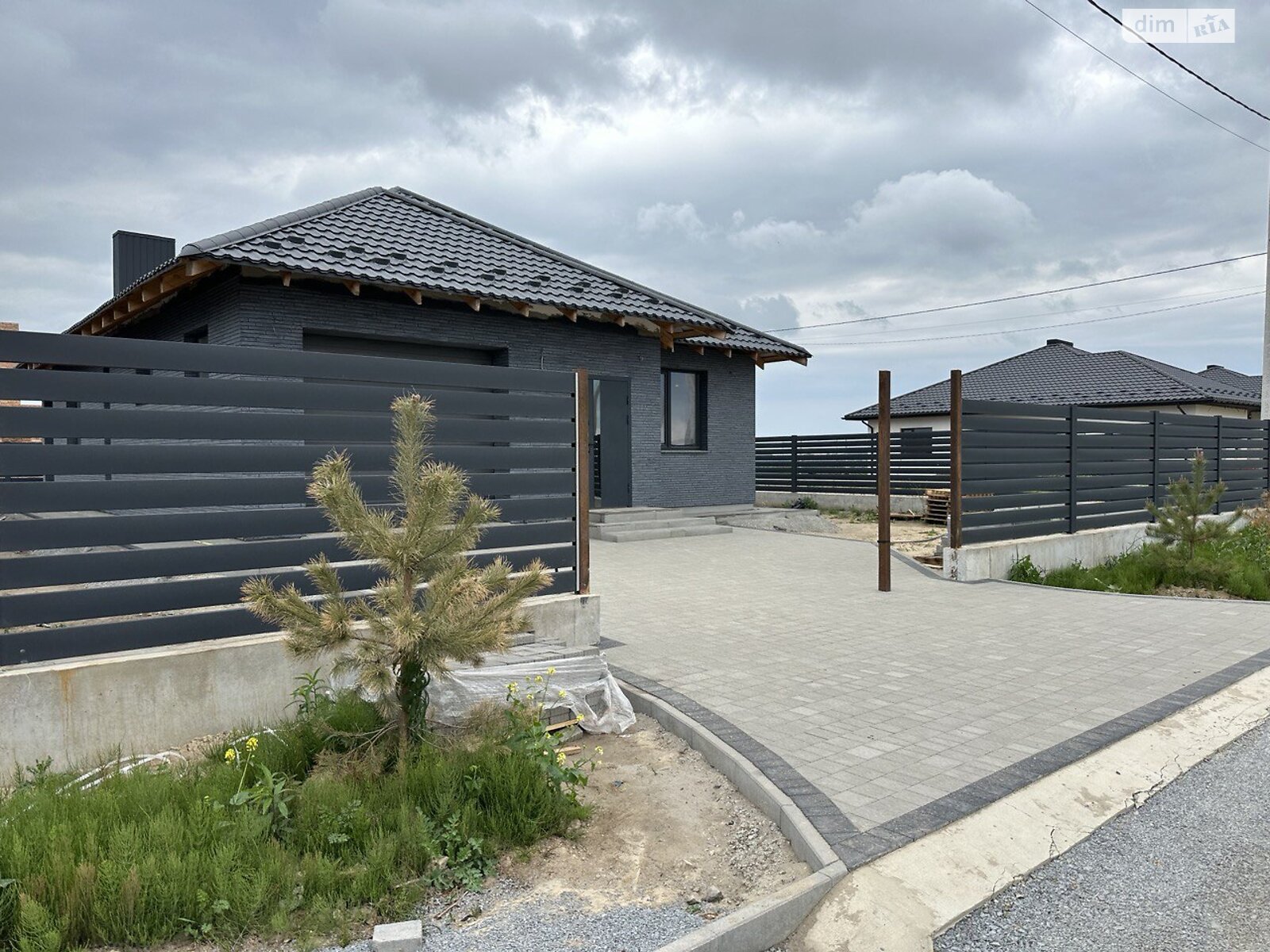 одноповерховий будинок з гаражем, 160 кв. м, цегла. Продаж в Рівному, район Авторинок фото 1 одноповерховий будинок з гаражем, 160 кв. м, цегла. Продаж в Рівному, район Авторинок фото 1