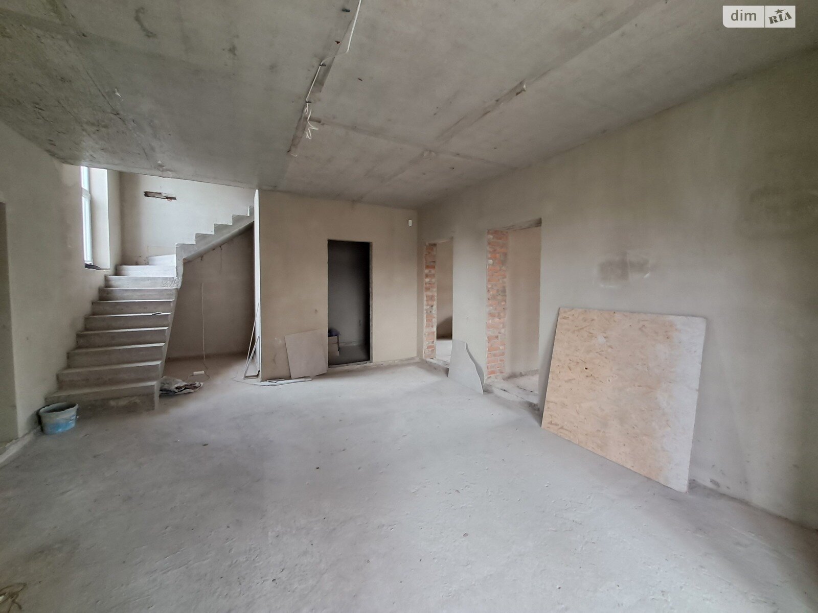 двоповерховий будинок з опаленням, 180 кв. м, кирпич. Продаж у Обарові фото 1 двоповерховий будинок з опаленням, 180 кв. м, кирпич. Продаж у Обарові фото 1