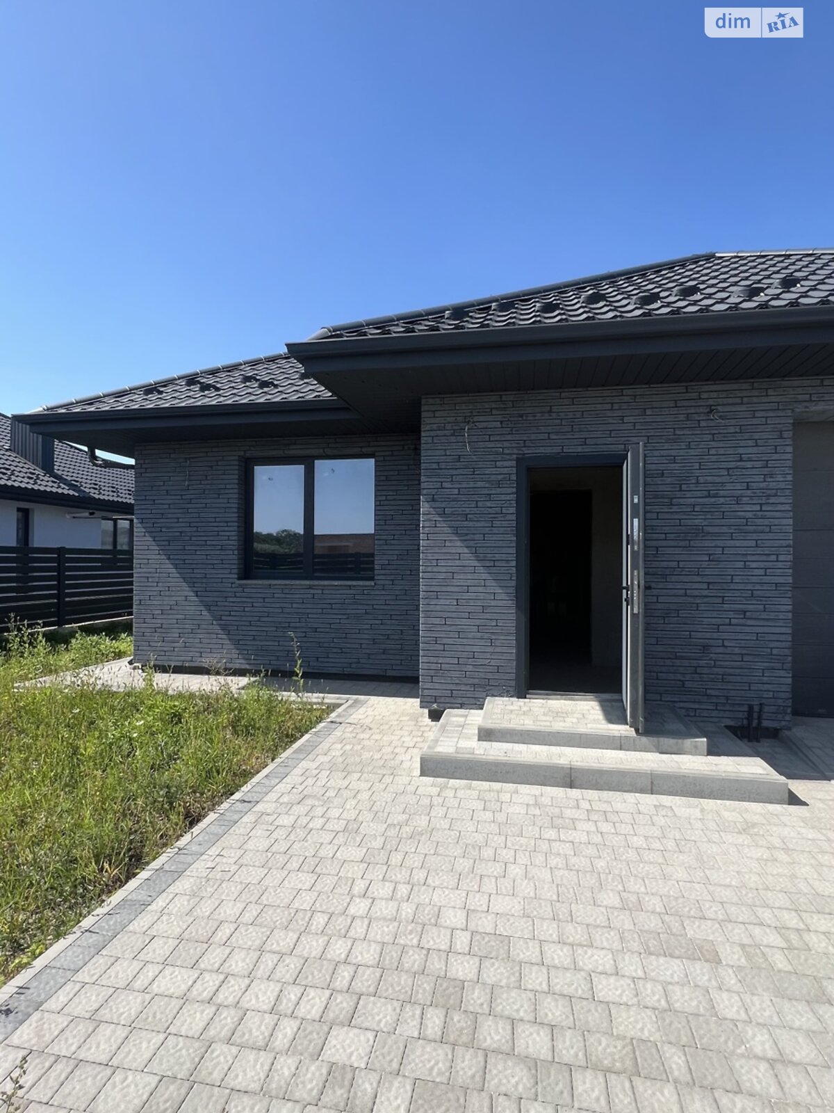 одноэтажный дом с гаражом, 121 кв. м, кирпич. Продажа в Обарове фото 1 одноэтажный дом с гаражом, 121 кв. м, кирпич. Продажа в Обарове фото 1