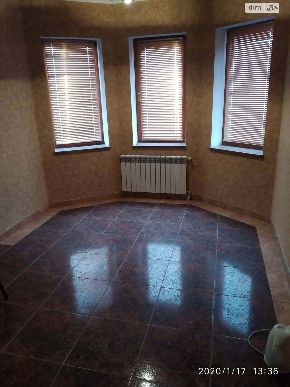 двоповерховий будинок з гаражем, 300 кв. м, цегла. Продаж у Обарові фото 1 двоповерховий будинок з гаражем, 300 кв. м, цегла. Продаж у Обарові фото 1