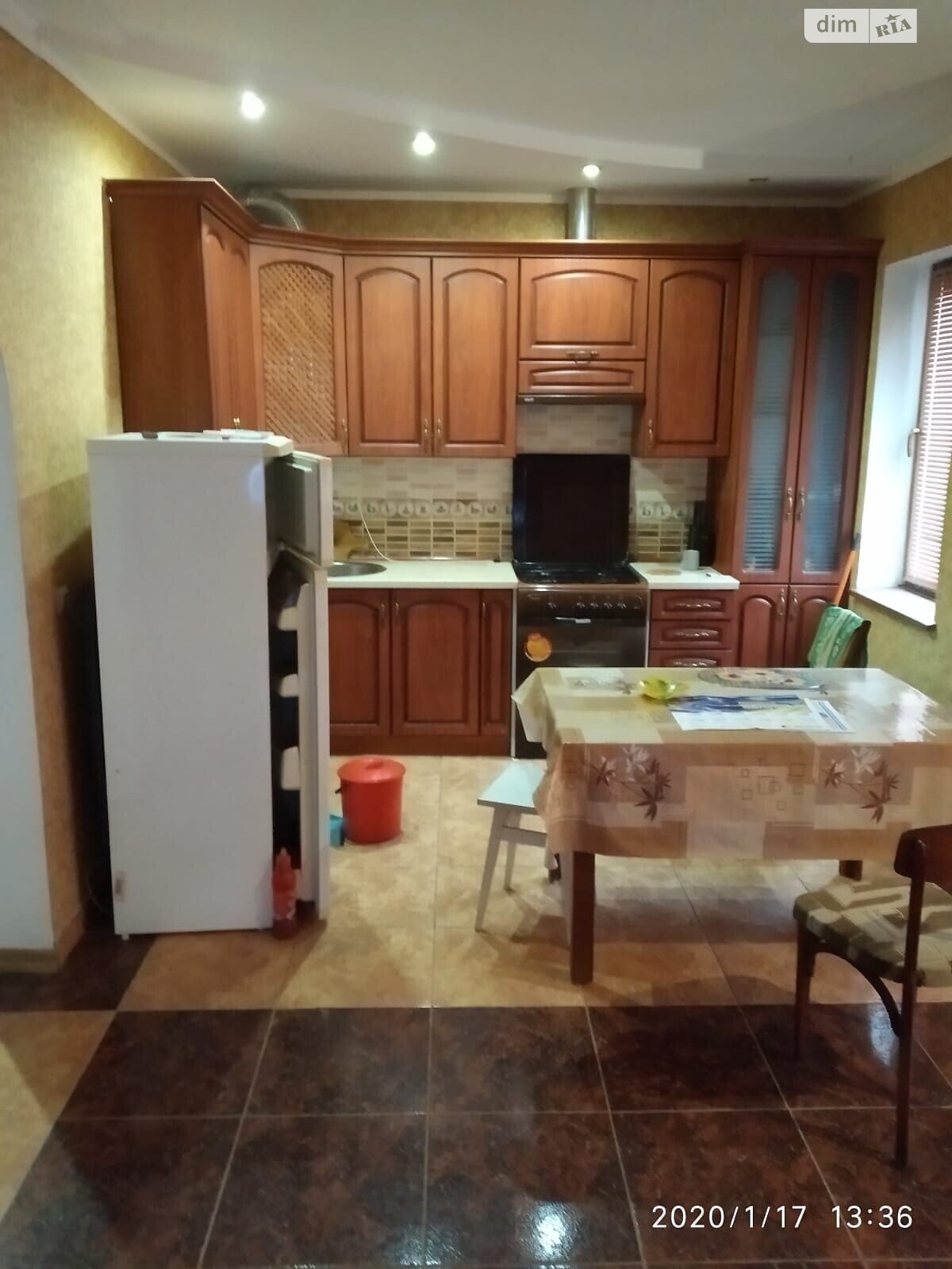 двухэтажный дом с гаражом, 300 кв. м, кирпич. Продажа в Обарове фото 1