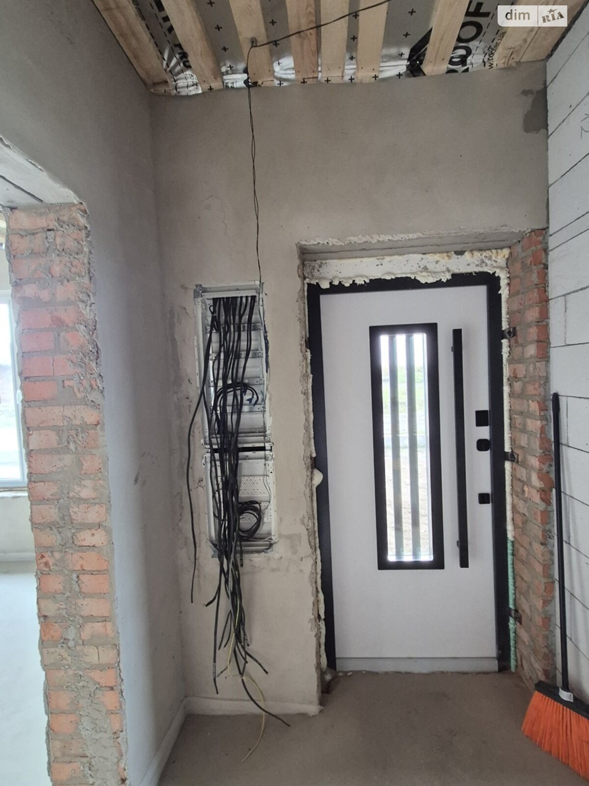 одноэтажный дом, 100 кв. м, кирпич. Продажа в Обарове фото 1