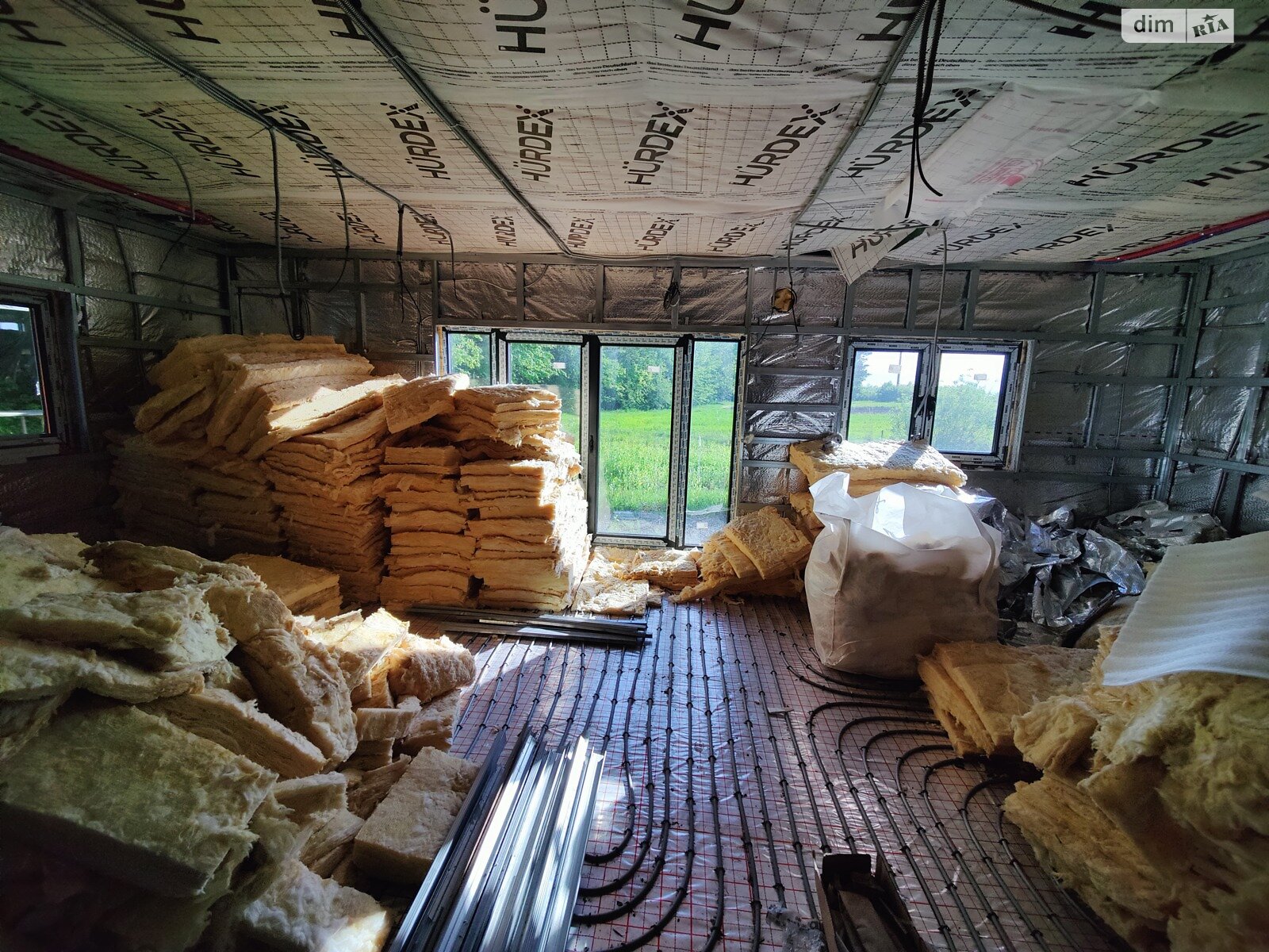 двухэтажный дом с балконом, 200 кв. м, каркасно-щитовой. Продажа в Оброшином фото 1
