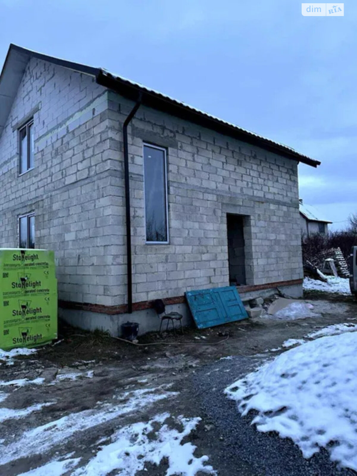 двоповерховий будинок, 150 кв. м, шлакоблок. Продаж у Оброшине фото 1
