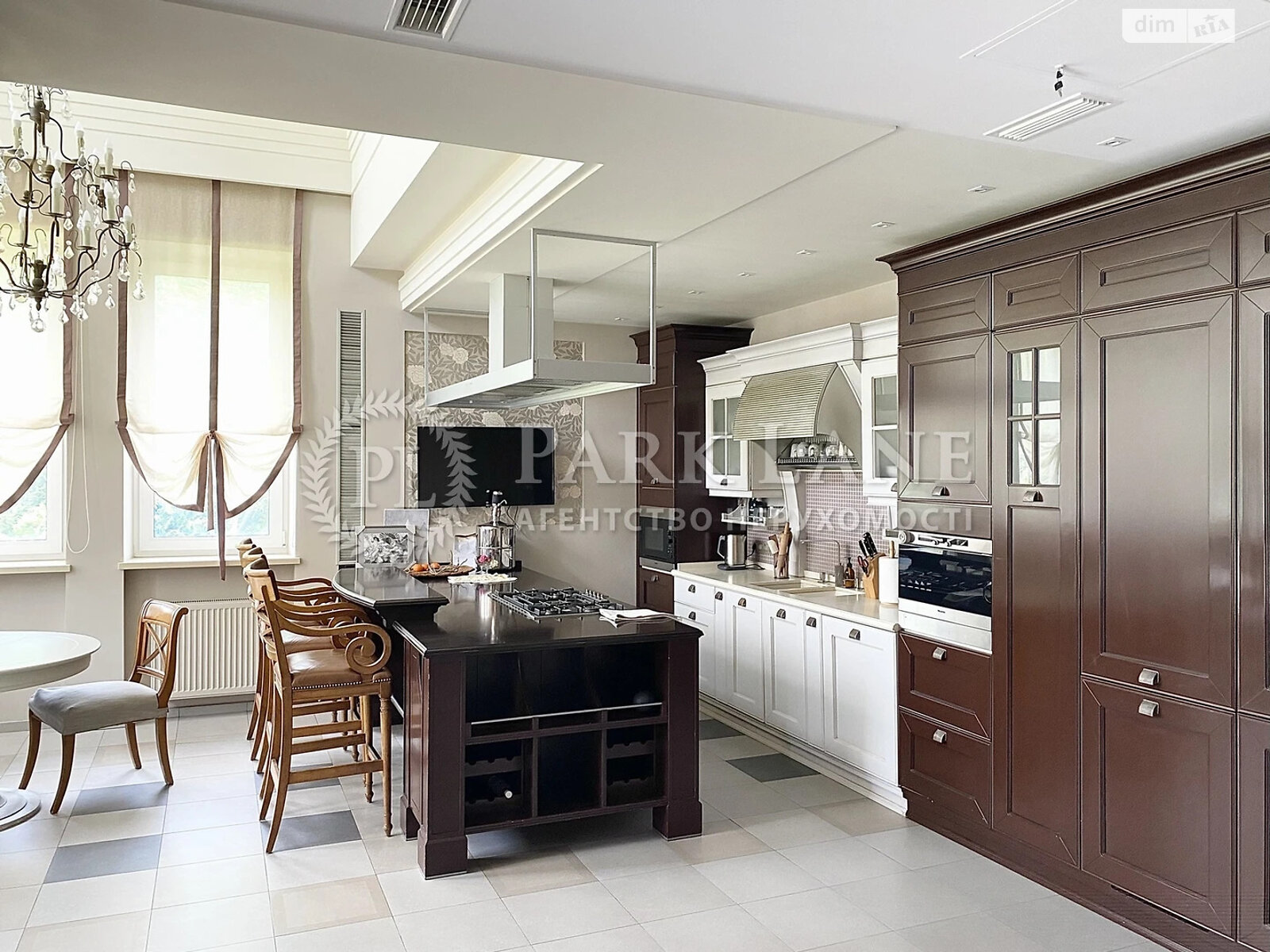 двухэтажный дом с балконом, 550 кв. м, кирпич. Продажа в Конча-Заспе фото 1