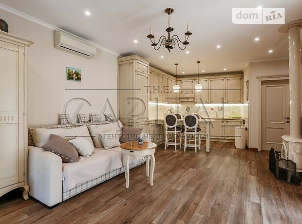 двухэтажный дом с балконом, 455 кв. м, кирпич. Продажа в Козине фото 1 двухэтажный дом с балконом, 455 кв. м, кирпич. Продажа в Козине фото 1