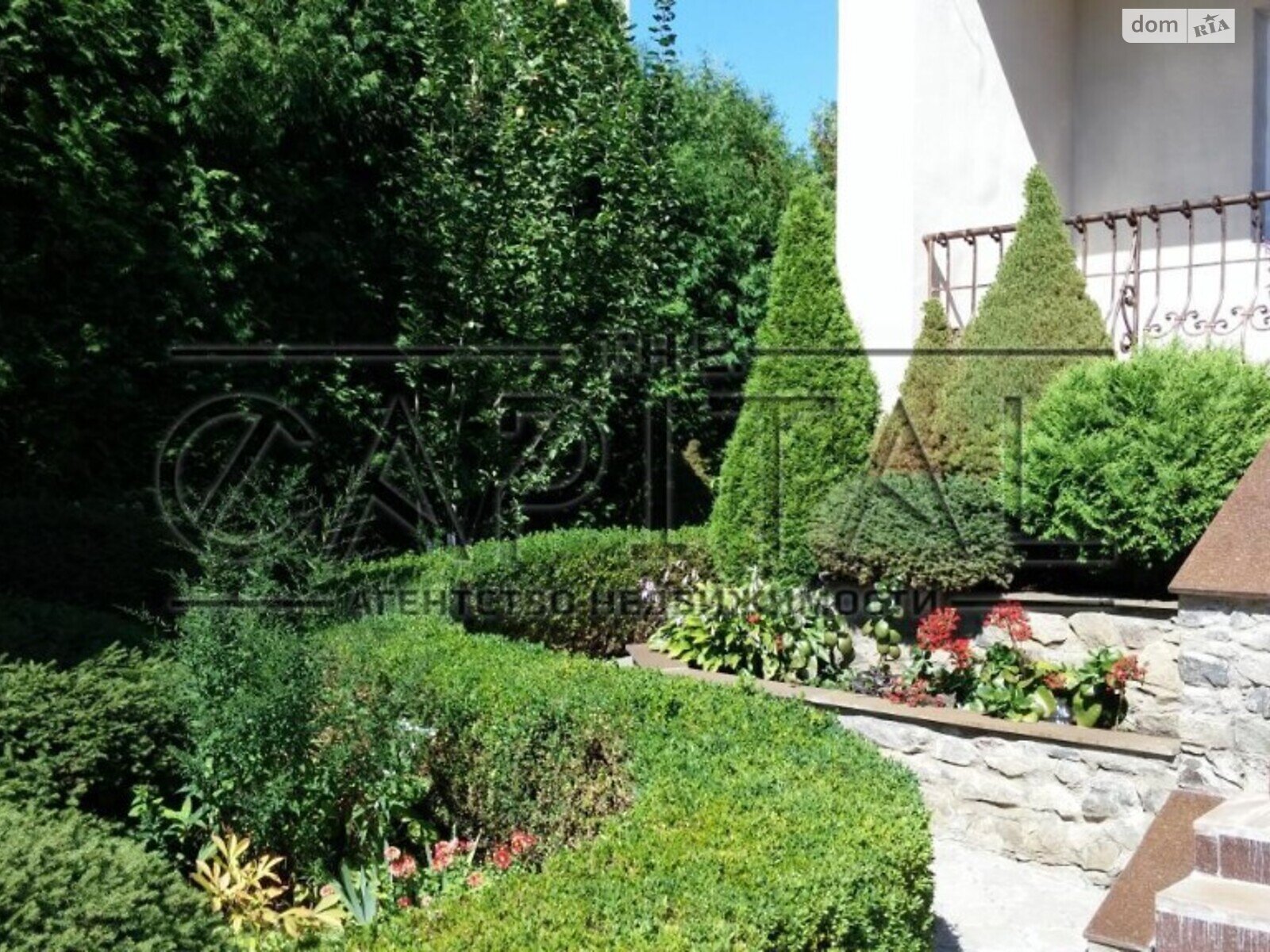 двоповерховий будинок з ремонтом, 550 кв. м, цегла. Продаж у Козині фото 1 двоповерховий будинок з ремонтом, 550 кв. м, цегла. Продаж у Козині фото 1