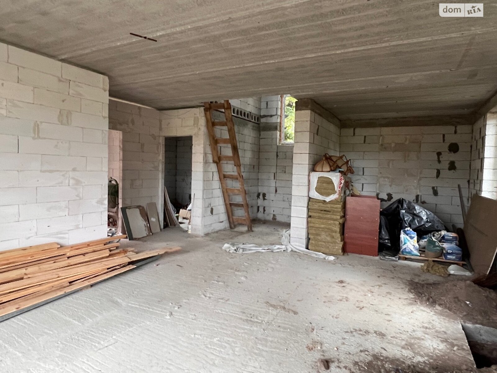 трехэтажный дом с верандой, 450 кв. м, газобетон. Продажа в Козине фото 1 трехэтажный дом с верандой, 450 кв. м, газобетон. Продажа в Козине фото 1
