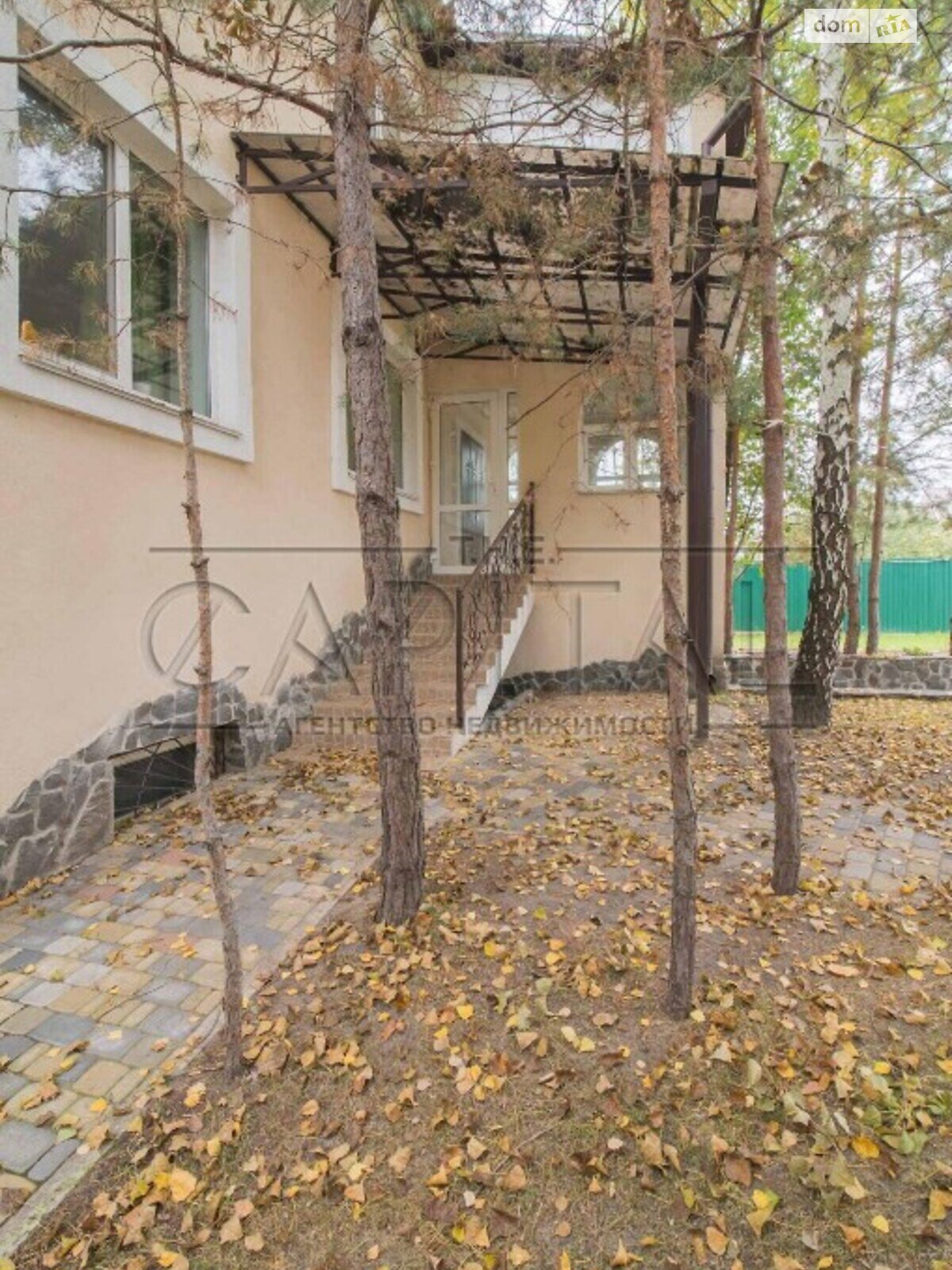двоповерховий будинок, 400 кв. м, цегла. Продаж у Козині фото 1 двоповерховий будинок, 400 кв. м, цегла. Продаж у Козині фото 1