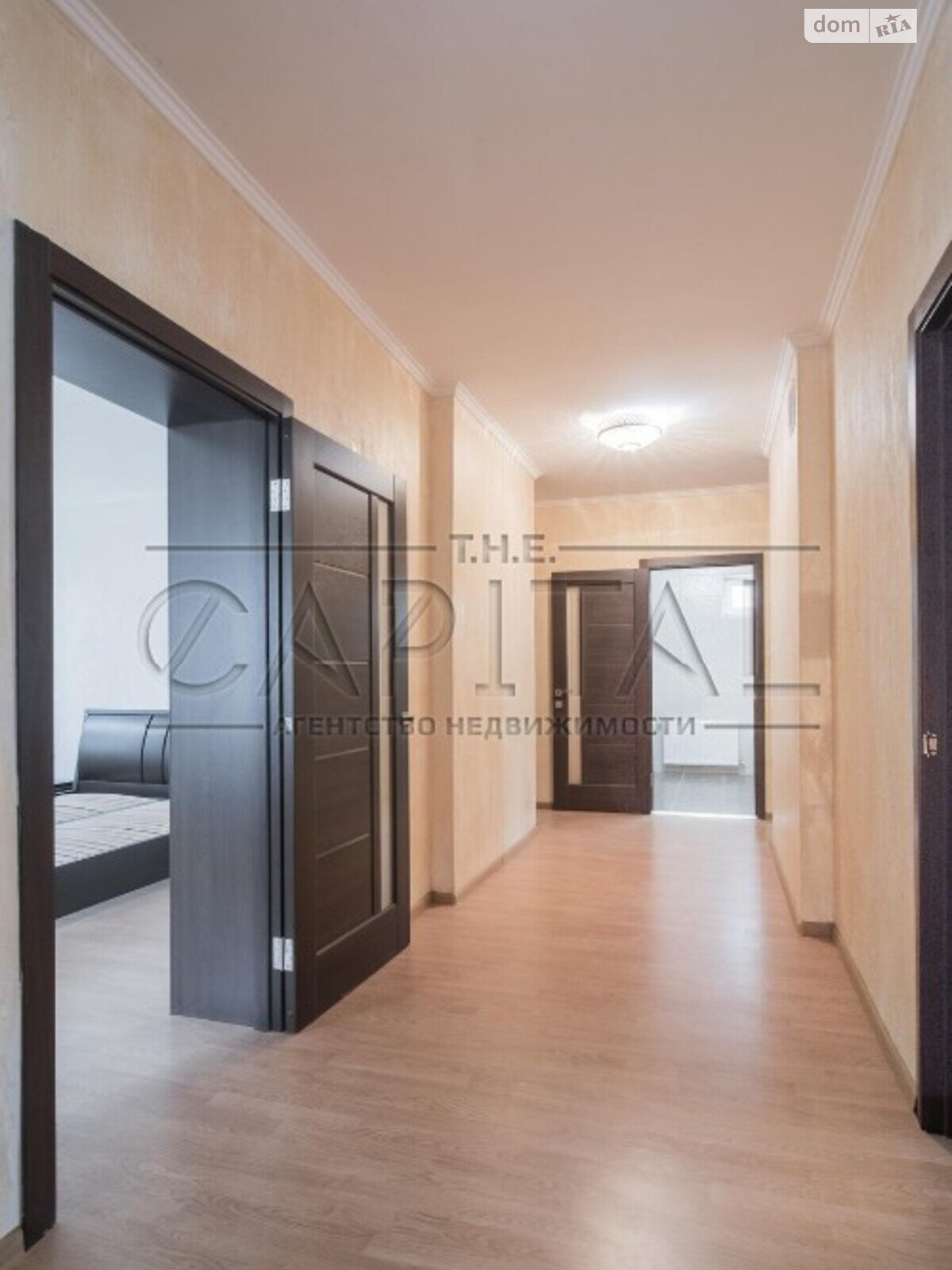 двоповерховий будинок, 400 кв. м, цегла. Продаж у Козині фото 1 двоповерховий будинок, 400 кв. м, цегла. Продаж у Козині фото 1