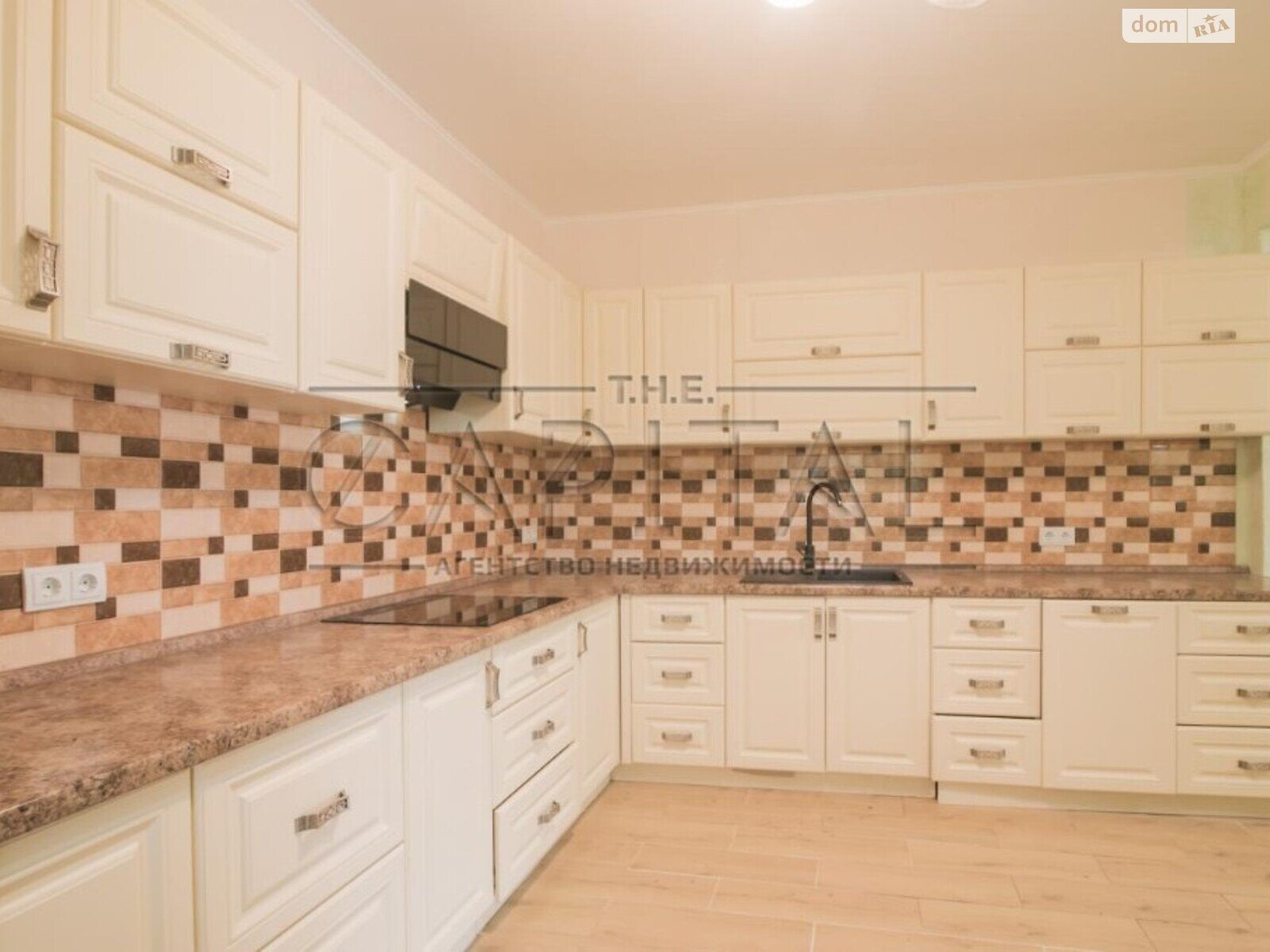 двоповерховий будинок, 400 кв. м, цегла. Продаж у Козині фото 1 двоповерховий будинок, 400 кв. м, цегла. Продаж у Козині фото 1