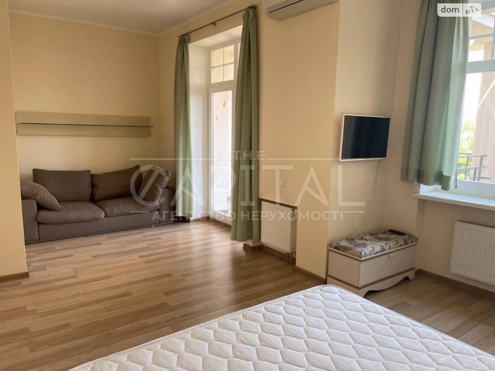 трехэтажный дом, 230 кв. м, кирпич. Продажа в Козине фото 1