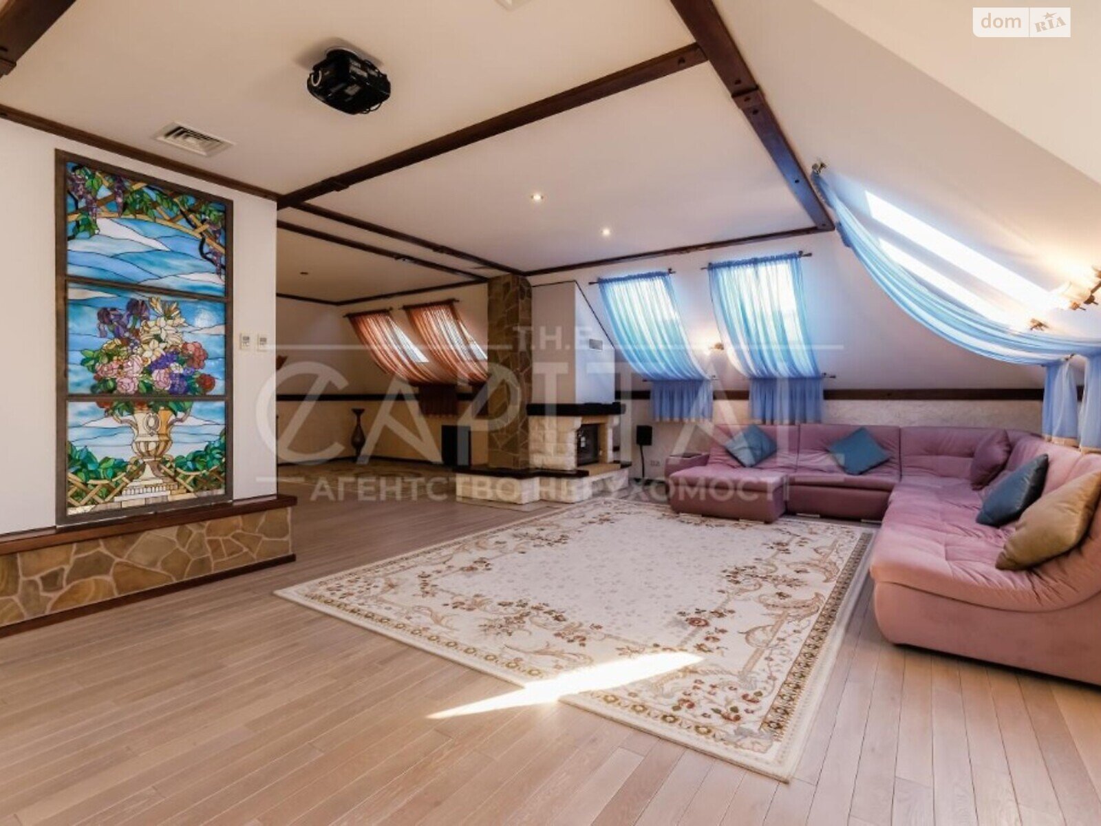 трехэтажный дом, 730 кв. м, кирпич. Продажа в Козине фото 1 трехэтажный дом, 730 кв. м, кирпич. Продажа в Козине фото 1