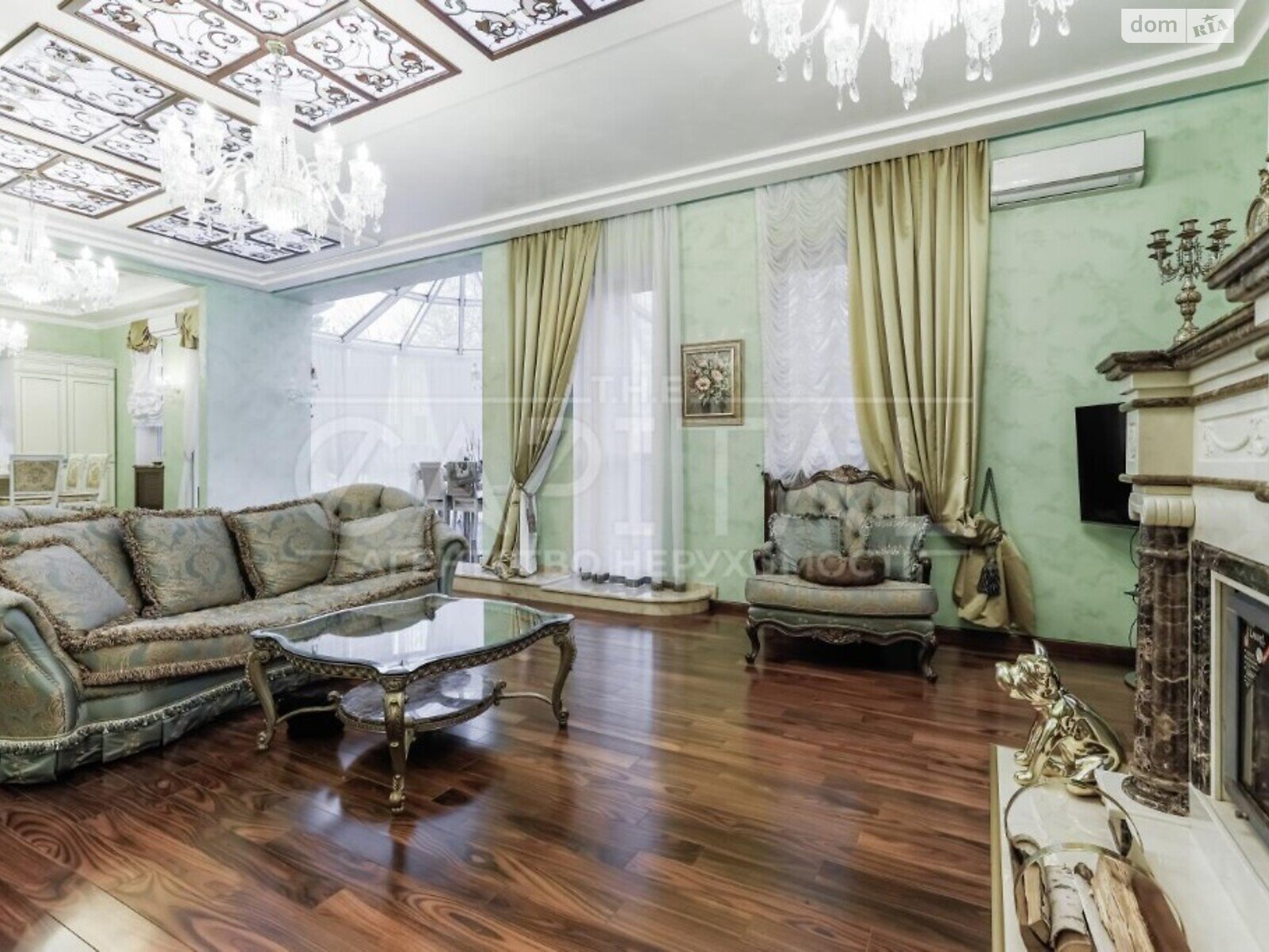 трехэтажный дом, 730 кв. м, кирпич. Продажа в Козине фото 1 трехэтажный дом, 730 кв. м, кирпич. Продажа в Козине фото 1
