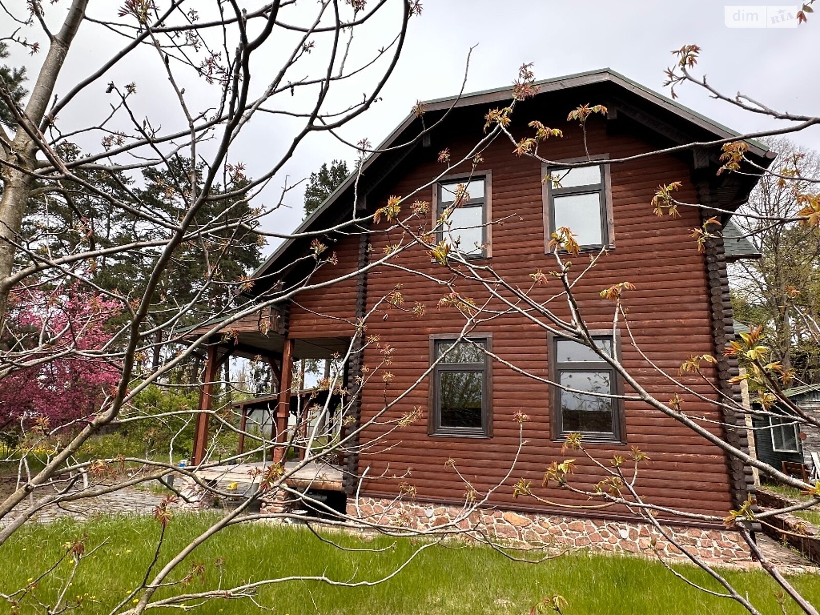 трехэтажный дом с верандой, 450 кв. м, газобетон. Продажа в Козине фото 1 трехэтажный дом с верандой, 450 кв. м, газобетон. Продажа в Козине фото 1