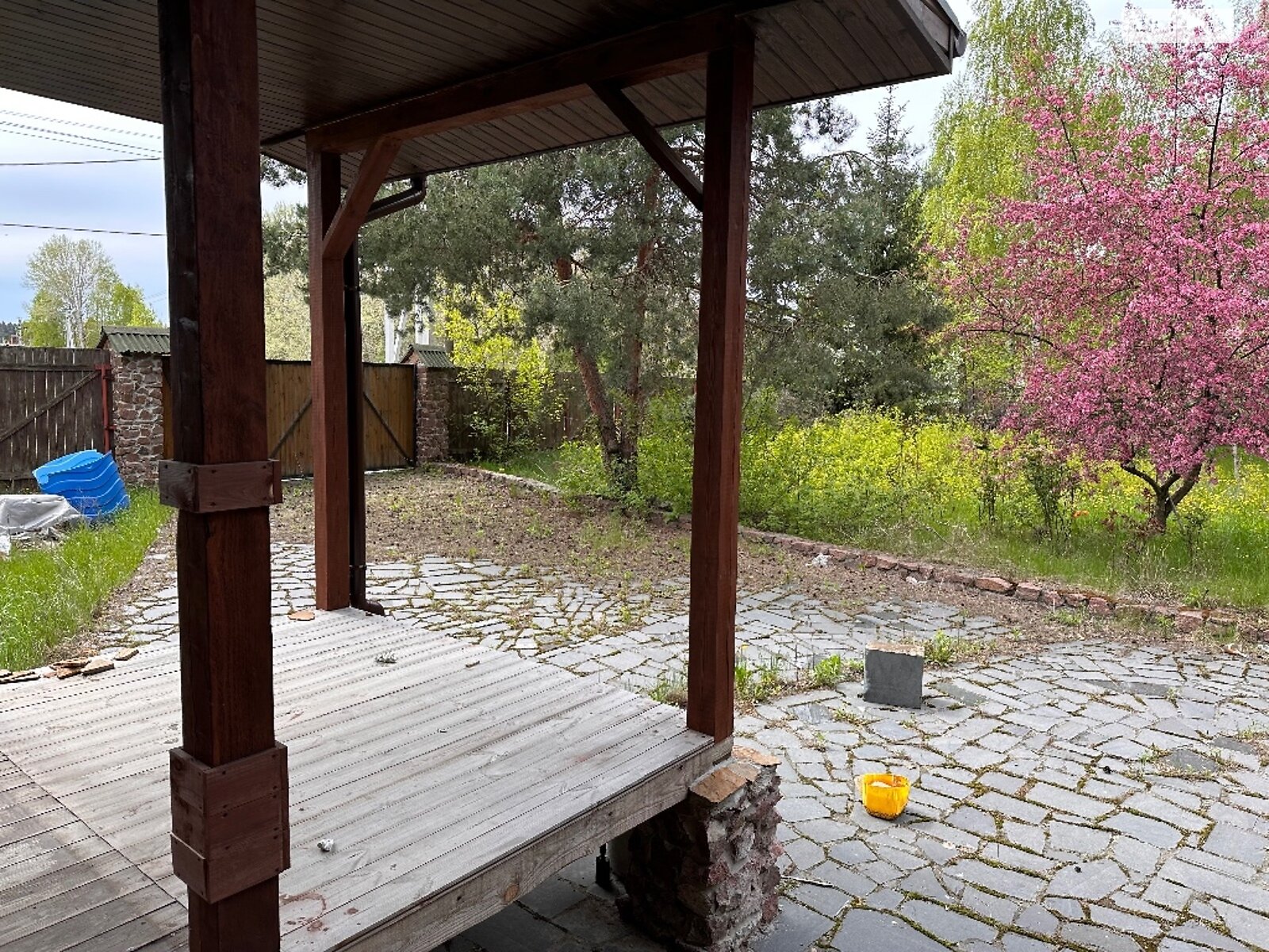 трехэтажный дом с верандой, 450 кв. м, газобетон. Продажа в Козине фото 1 трехэтажный дом с верандой, 450 кв. м, газобетон. Продажа в Козине фото 1