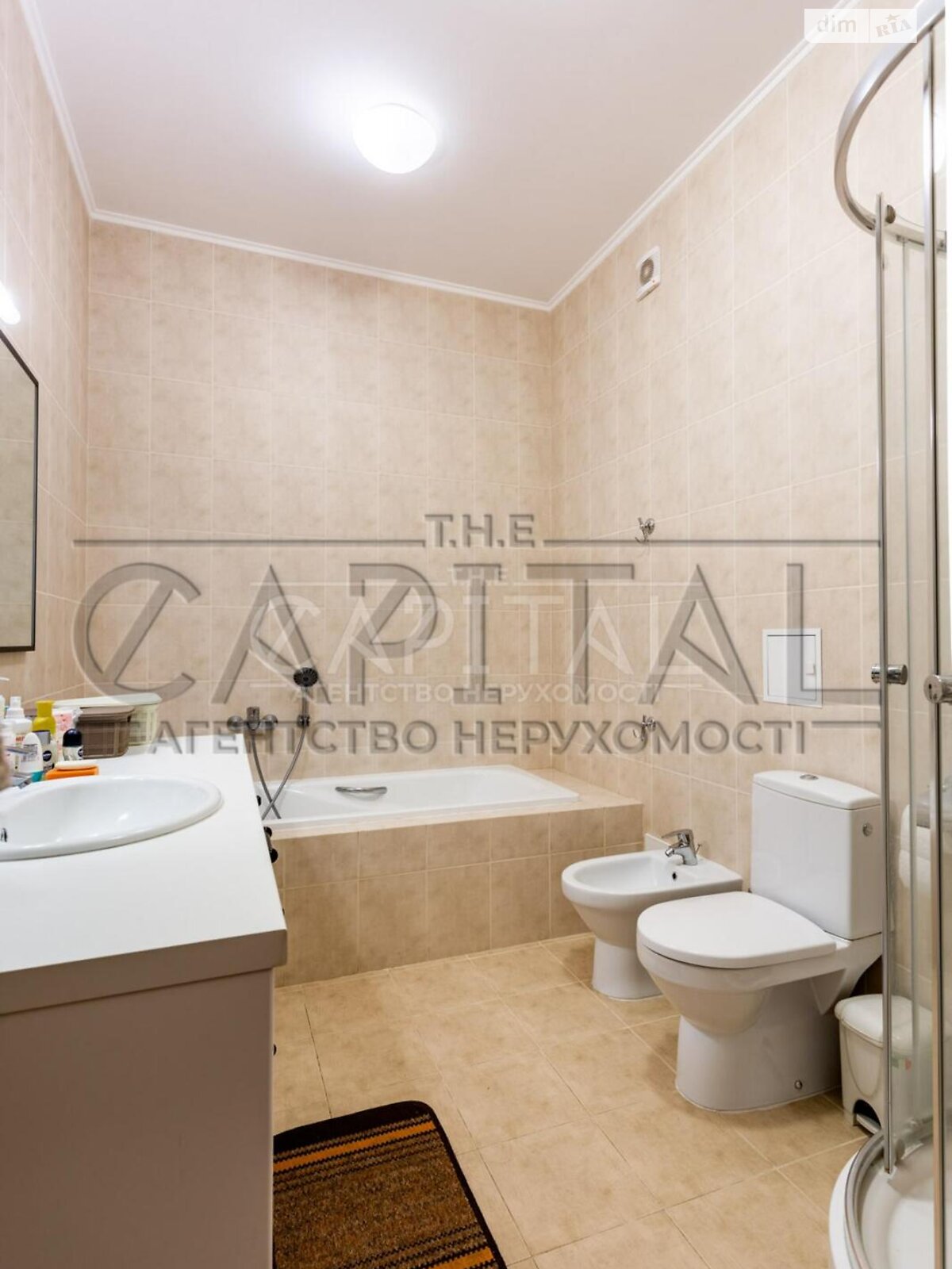 трехэтажный таунхаус, 230 кв. м, кирпич. Продажа в Козине фото 1