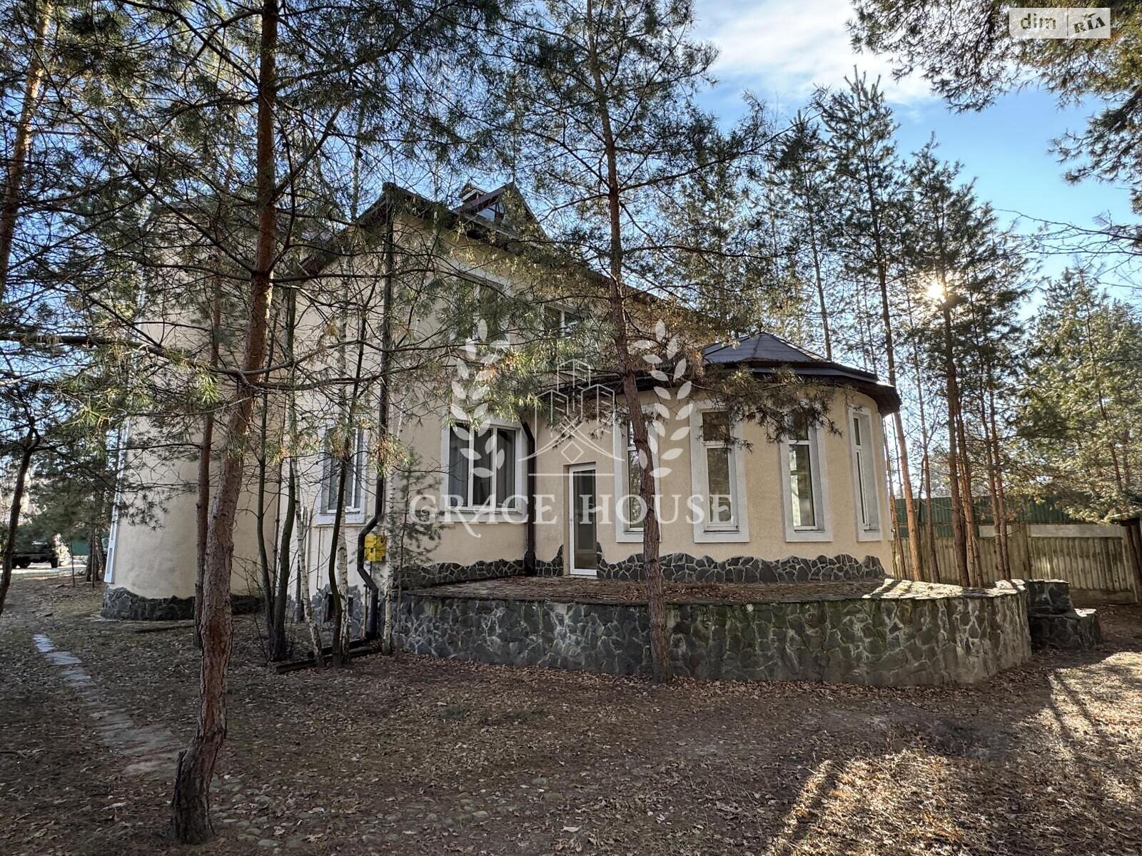 трехэтажный дом с балконом, 363 кв. м, кирпич. Продажа в Козине фото 1