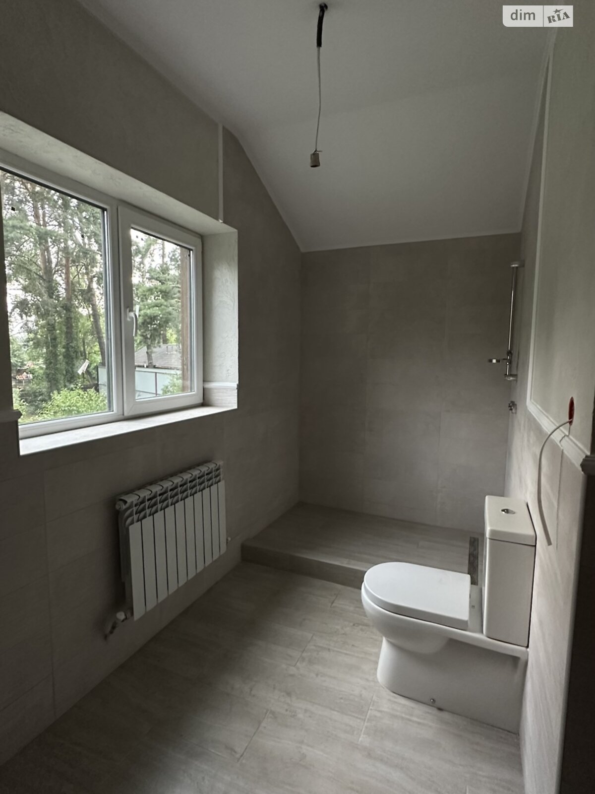 триповерховий будинок з верандою, 450 кв. м, газобетон. Продаж у Козині фото 1