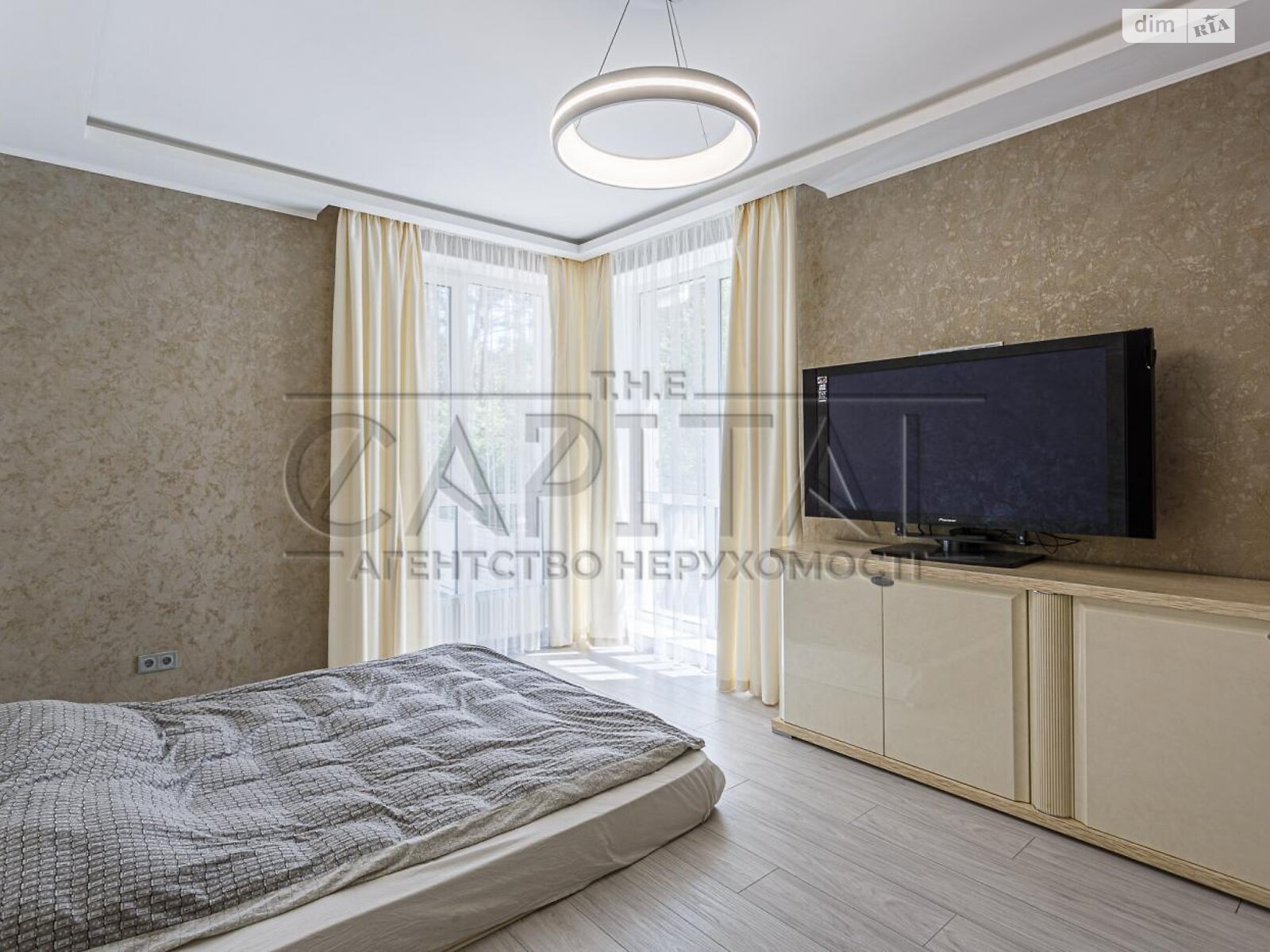 двухэтажный дом, 150 кв. м, кирпич. Продажа в Перше Травня фото 1 двухэтажный дом, 150 кв. м, кирпич. Продажа в Перше Травня фото 1