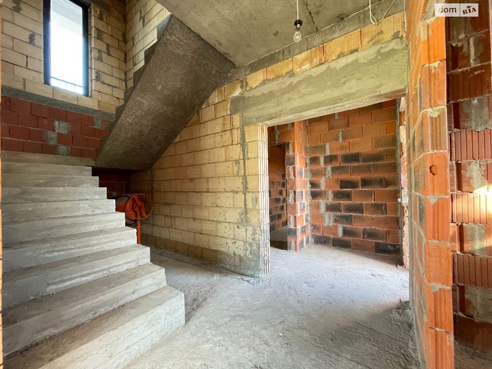 двухэтажный дом с верандой, 185 кв. м, керамический блок. Продажа в Плютах фото 1 двухэтажный дом с верандой, 185 кв. м, керамический блок. Продажа в Плютах фото 1