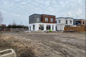 двухэтажный дом с ремонтом, 180 кв. м, кирпич. Продажа в Подгорцах фото 2